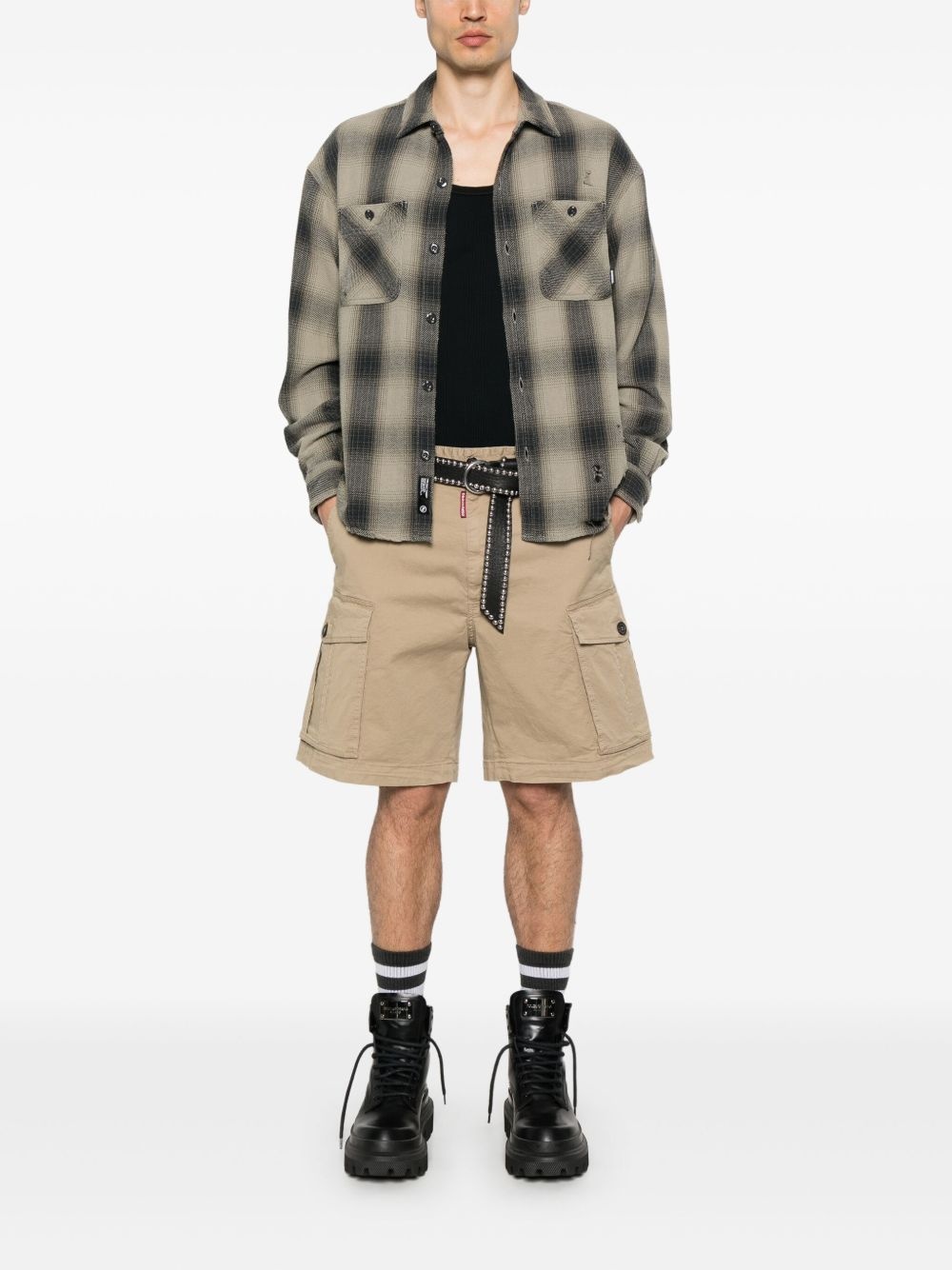 logo-tag cargo shorts - 2