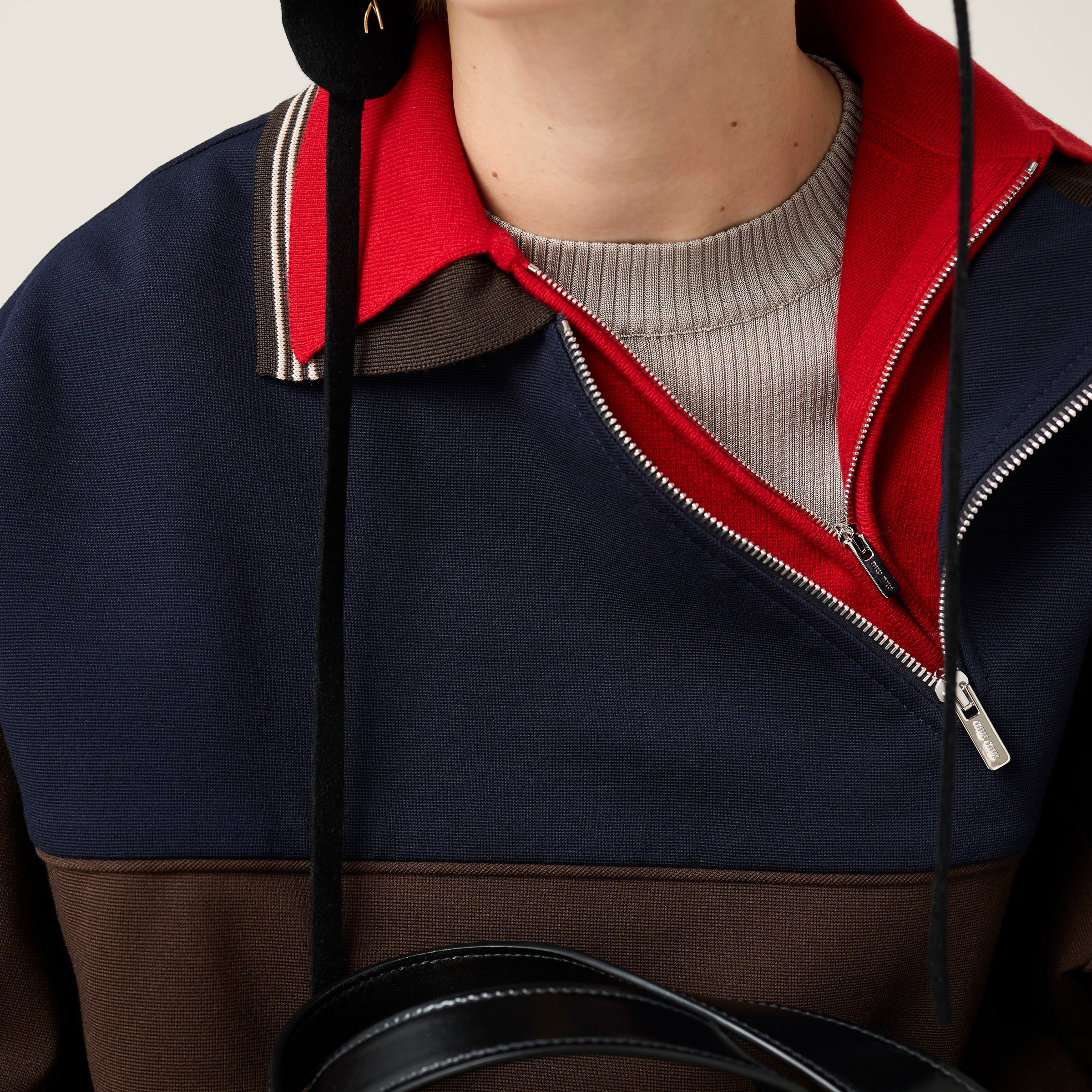 Zipper sweatshirt - 6