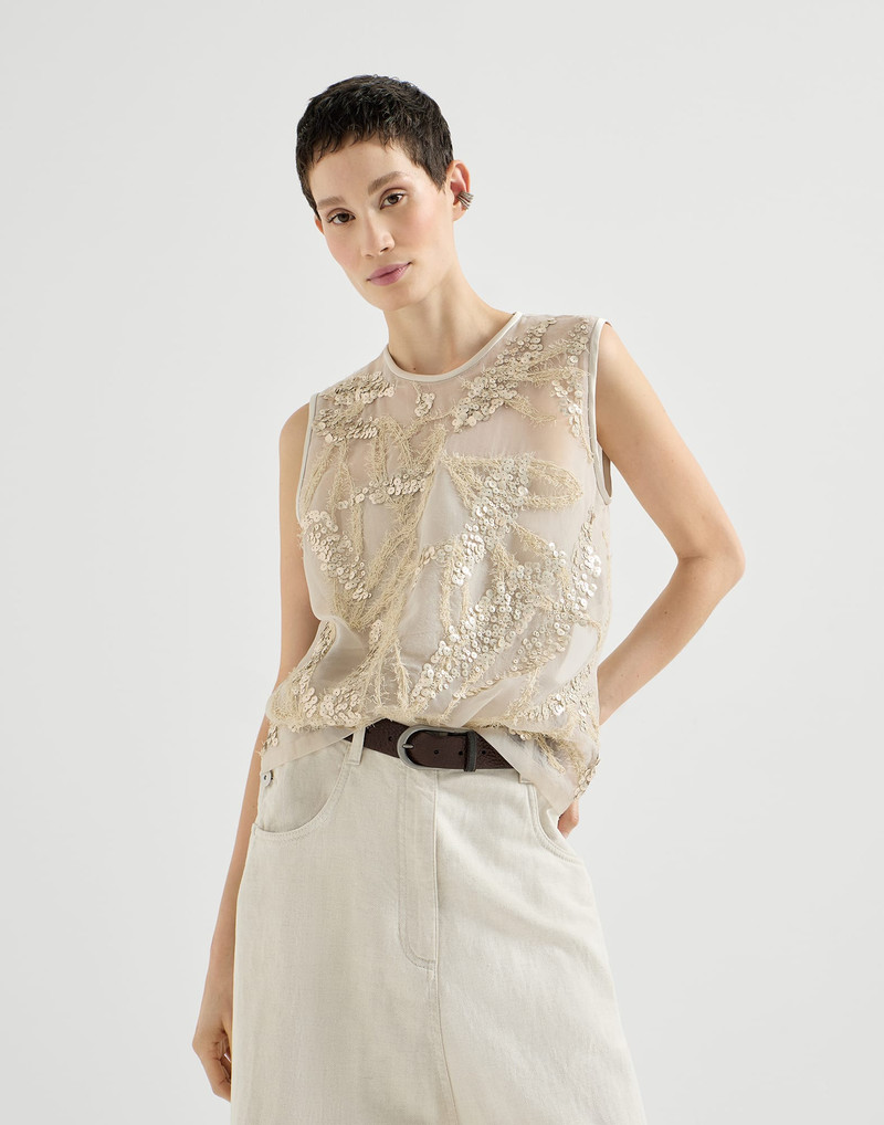 Crispy silk top with dazzling seabed embroidery 2