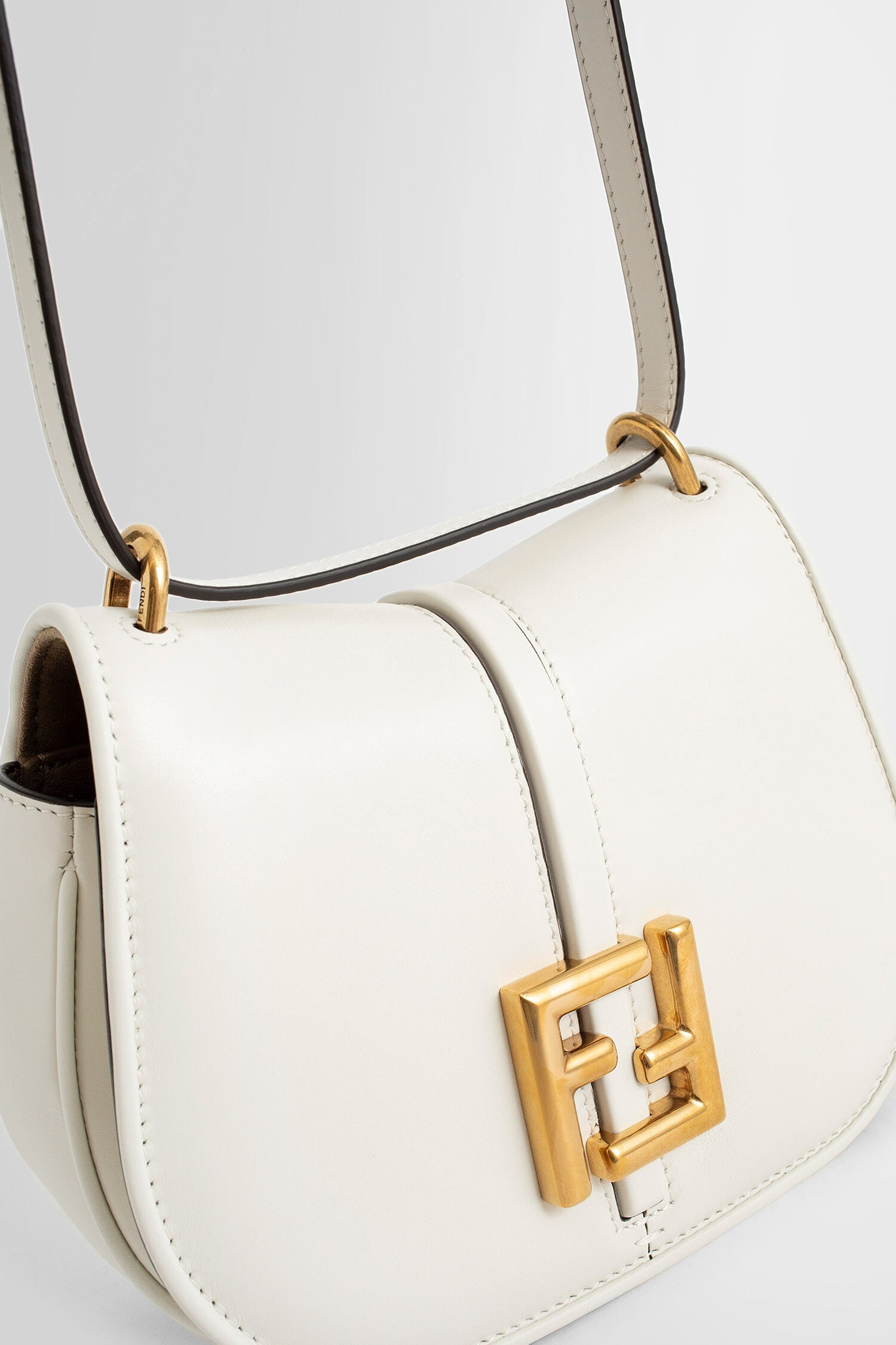 FENDI WOMAN WHITE SHOULDER BAGS - 4