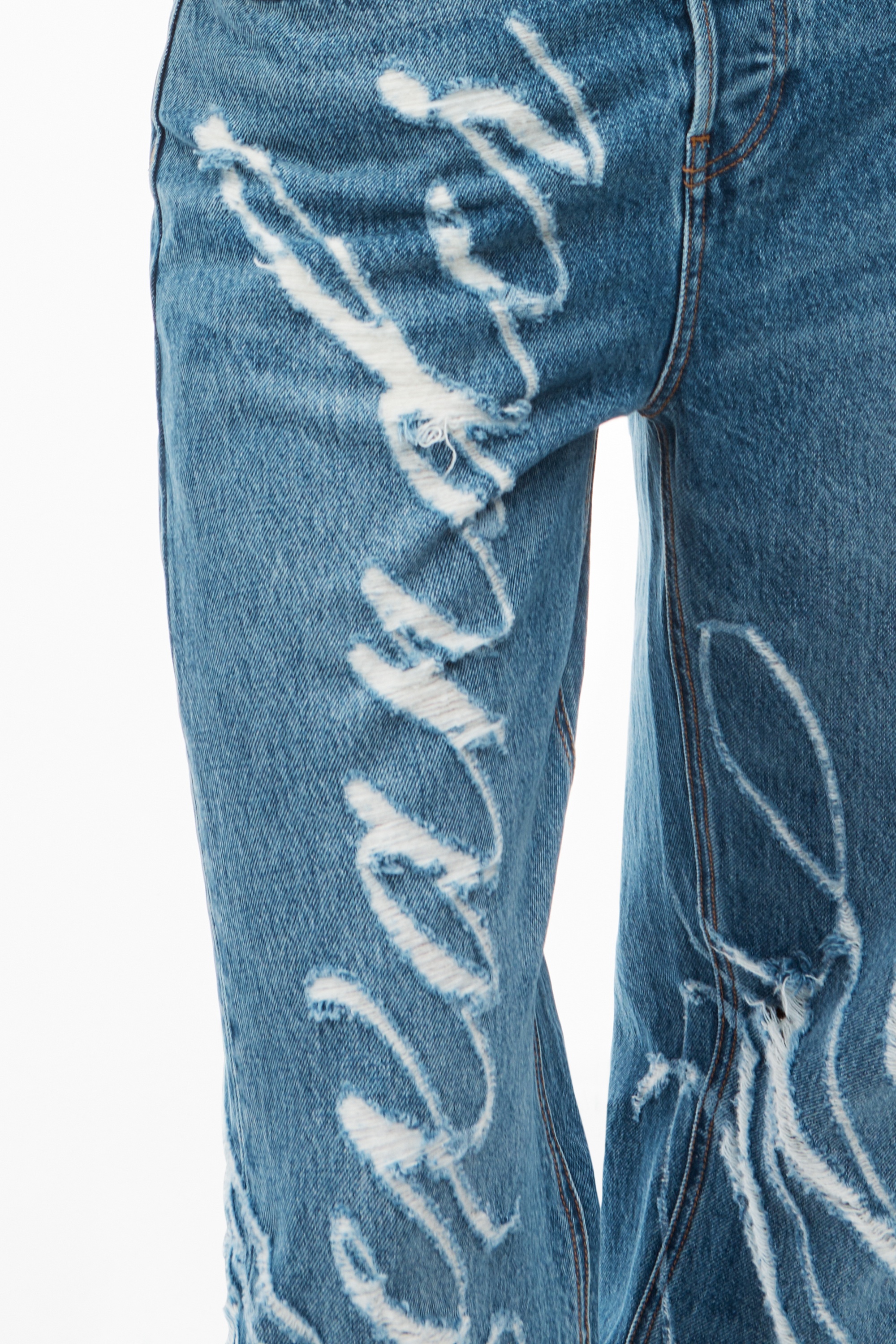 【Alexander Wang】レーザーディストレストロゴ ジーンズ Alexander Wang Laser Distressed Logo Jeans | REVERSIBLE