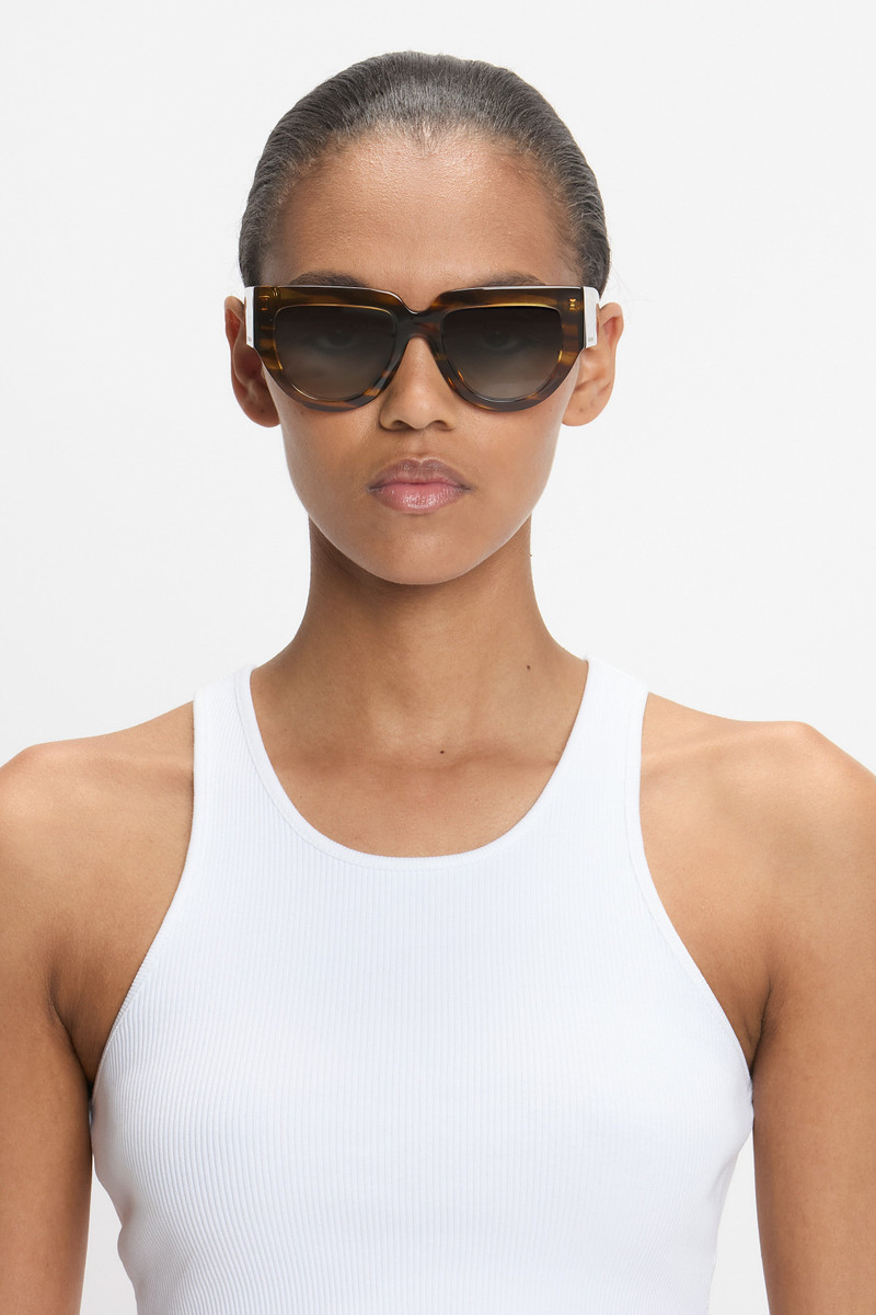 Victoria Beckham Soft Square Acetate Sunglasses In Striped Tobacco outlook