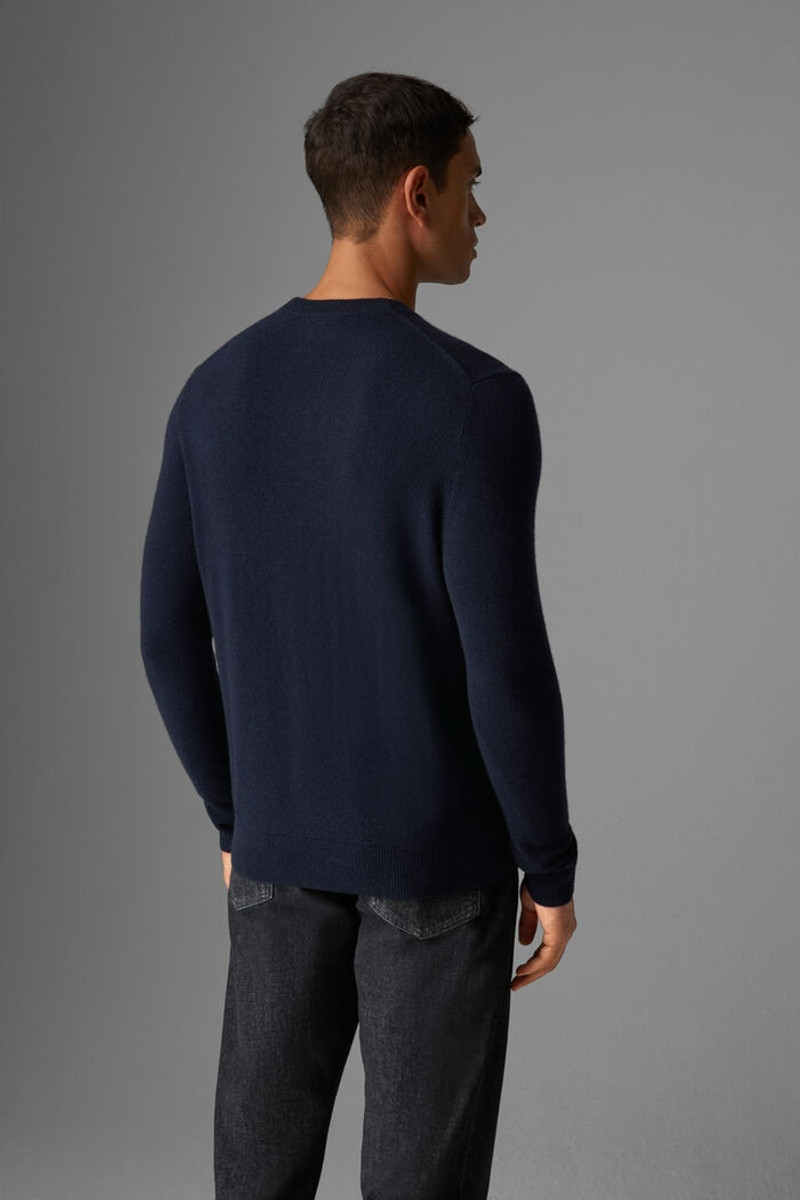 Maddox Knit pullover in Navy blue 3