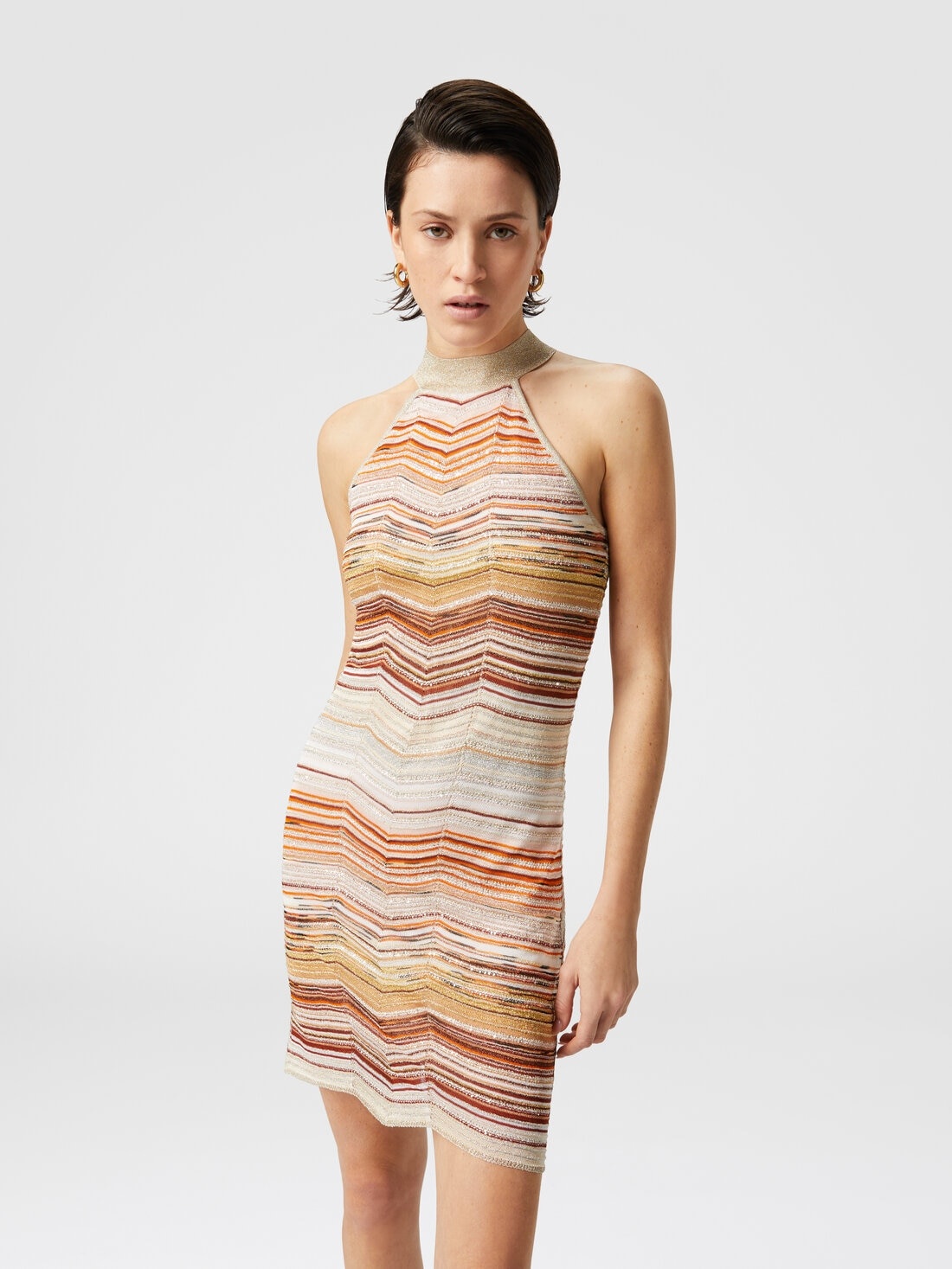 Short sleeveless chevron lamé dress with sequins and halter neckline - 4