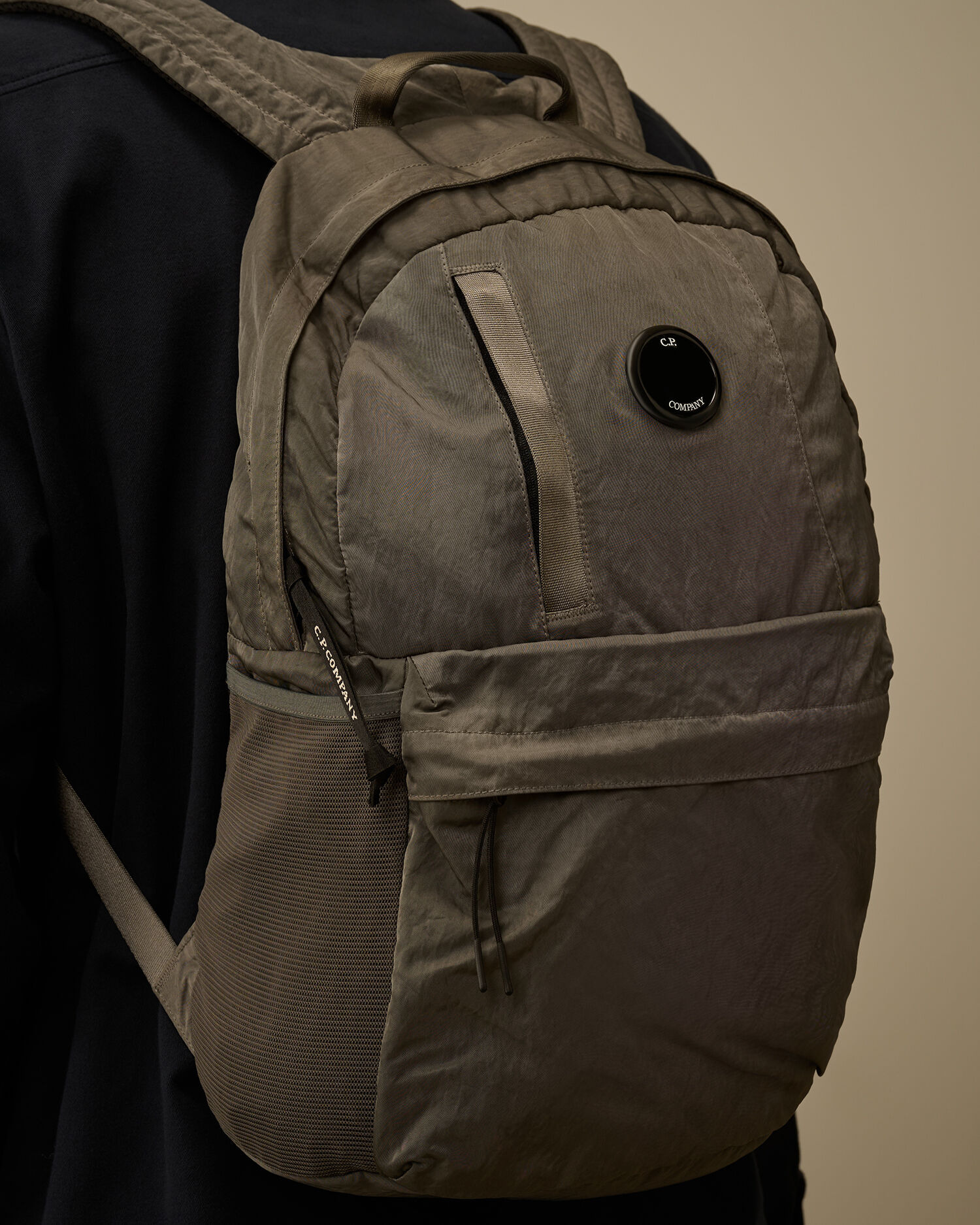 Nylon B Lens Backpack - 3