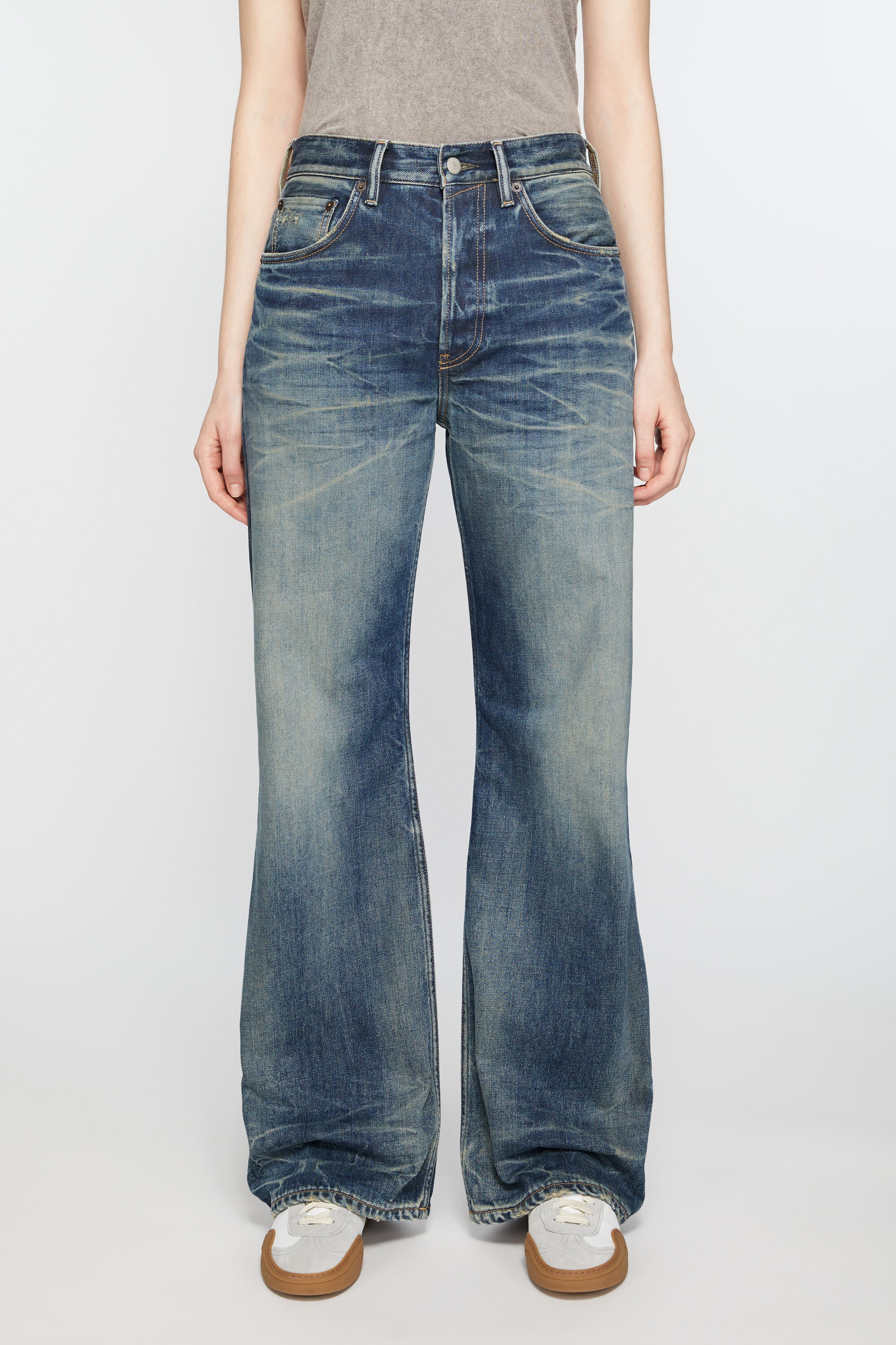 Loose fit jeans - 2021F - Mid Blue - 2