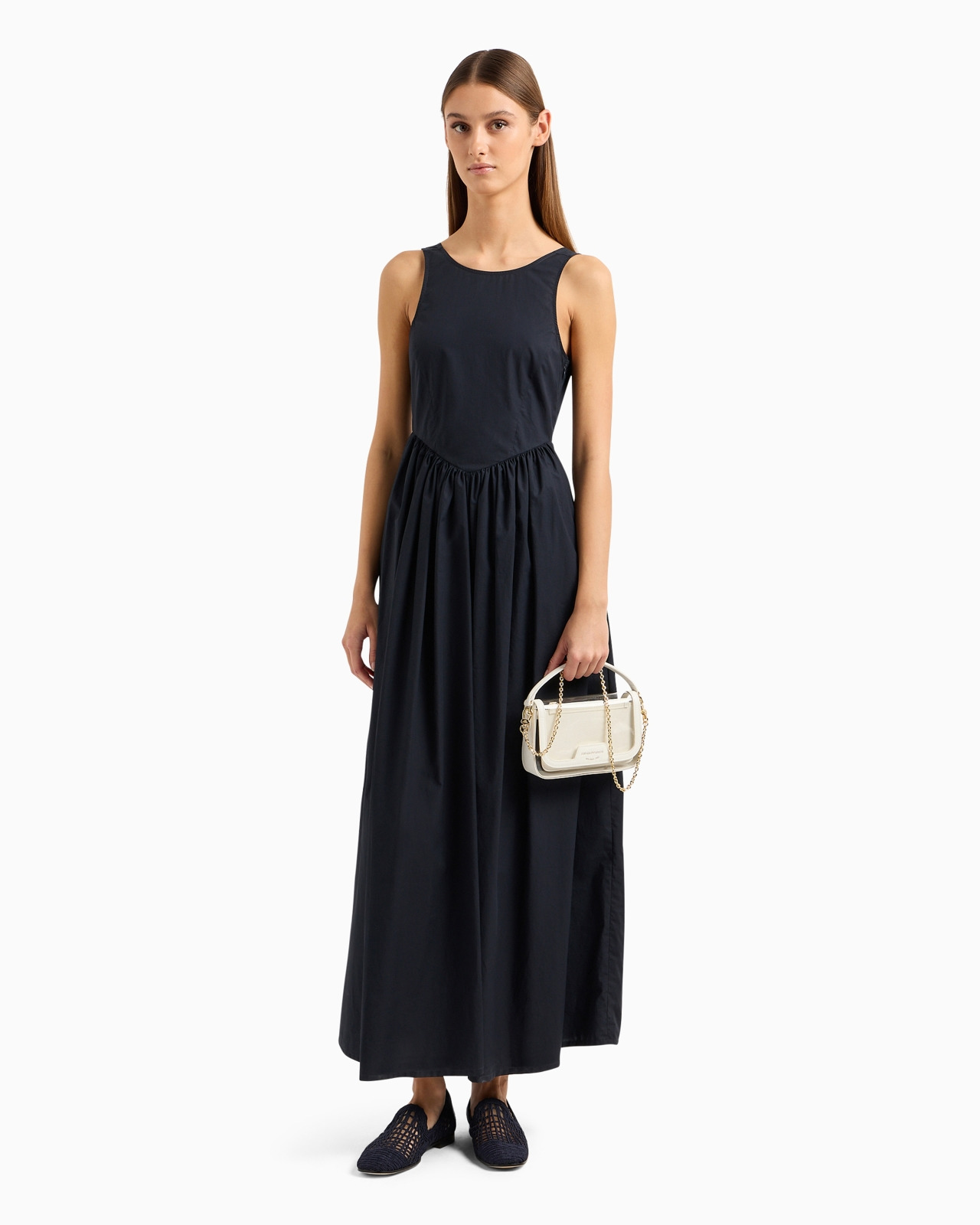 Long, full-skirted poplin dress with gathered waist - 4