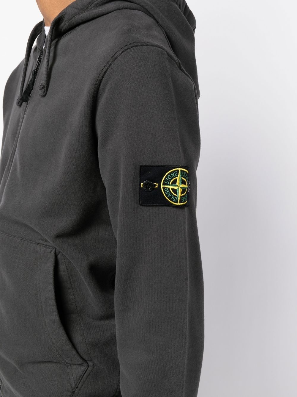 Compass-patch zipped hoodie - 5