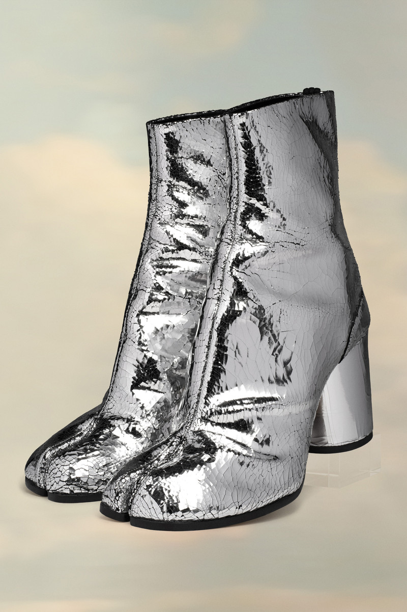 Maison Margiela Tabi broken mirror boots outlook