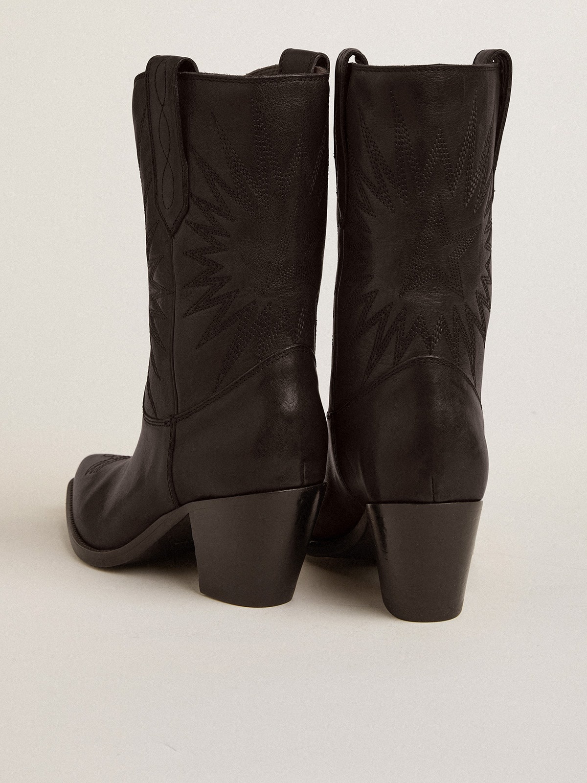 Low Wish Star boots in black leather with tone-on-tone inlay star - 4