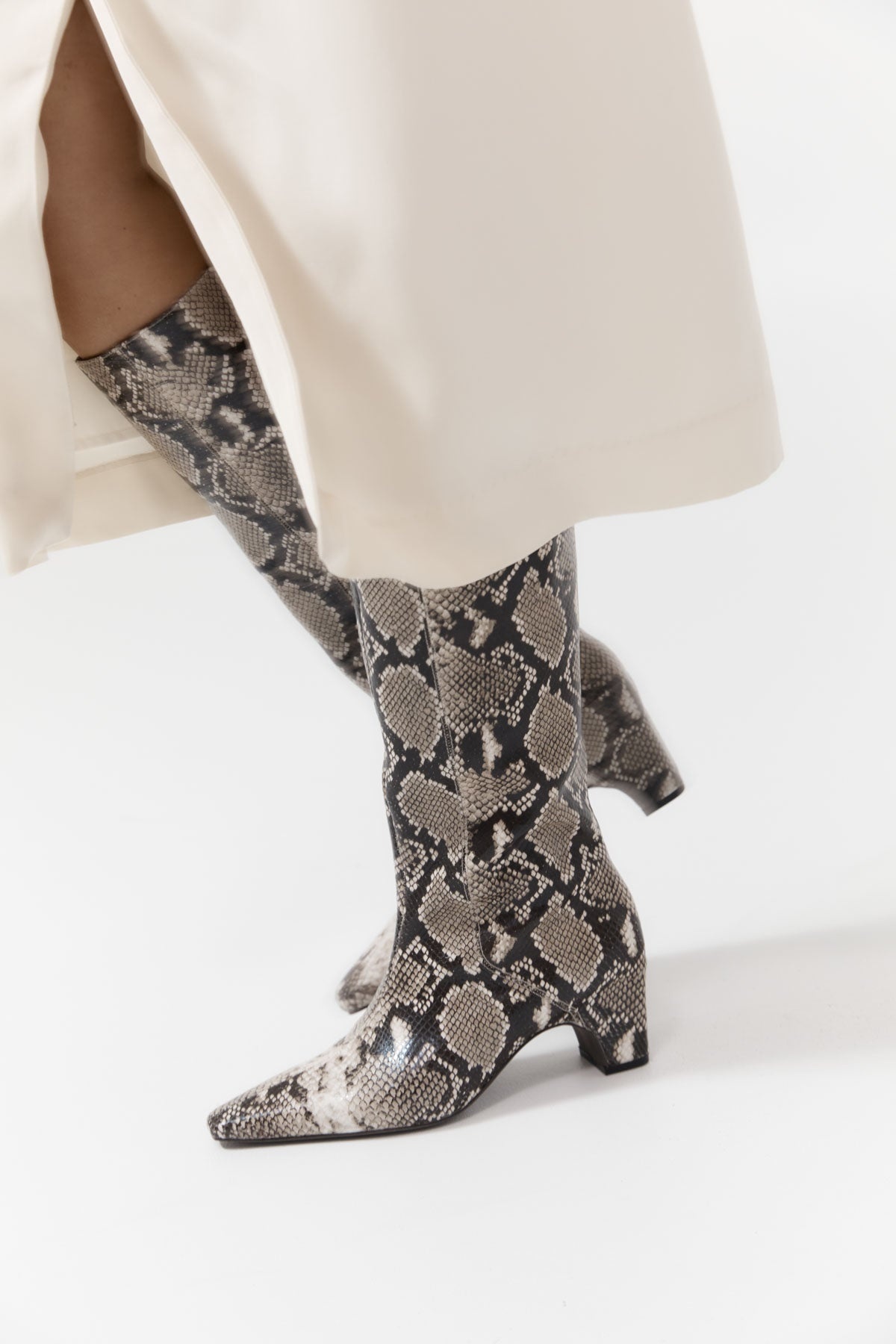 High Boot - Python - 3