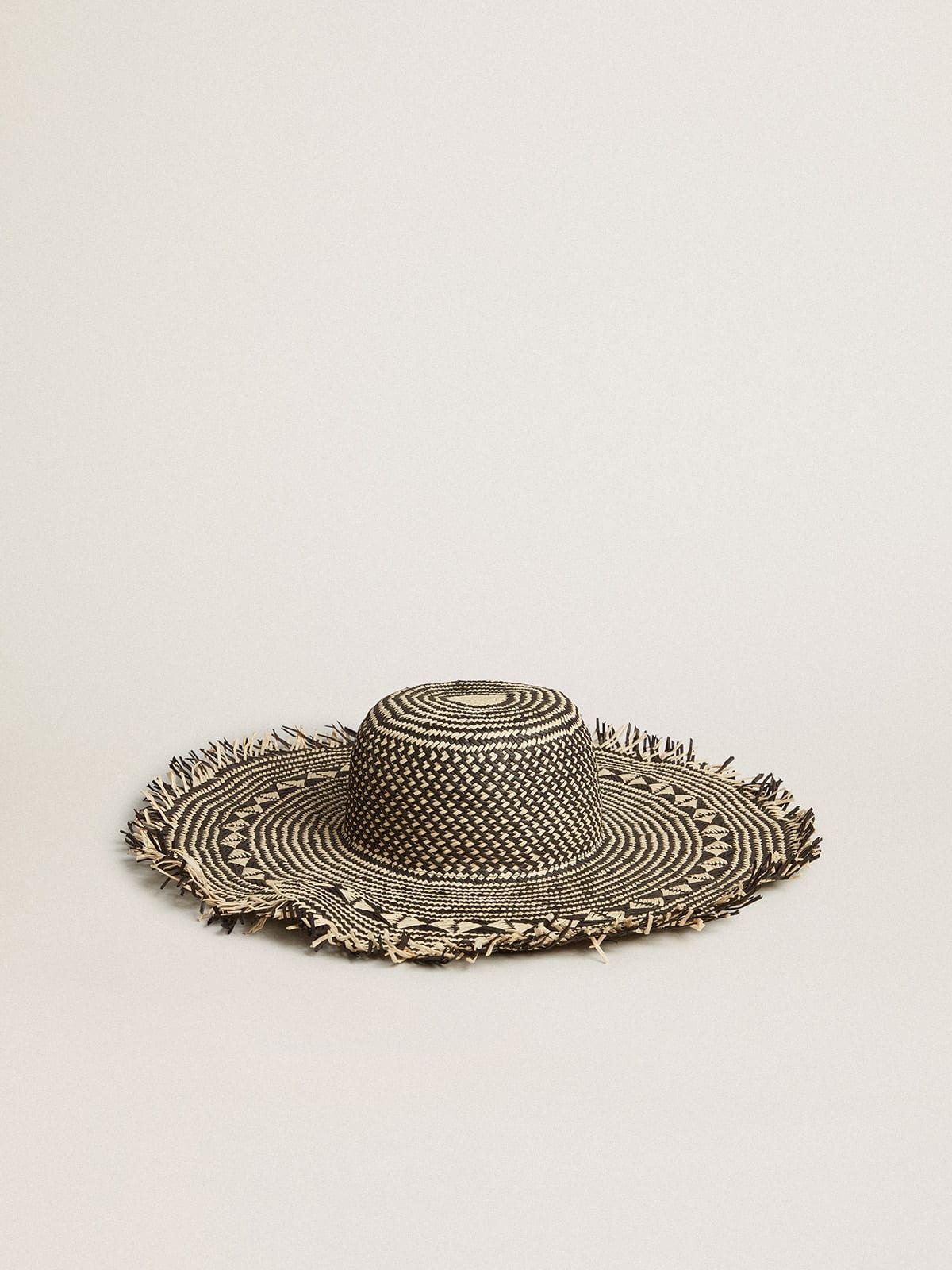 Black straw hat - 1