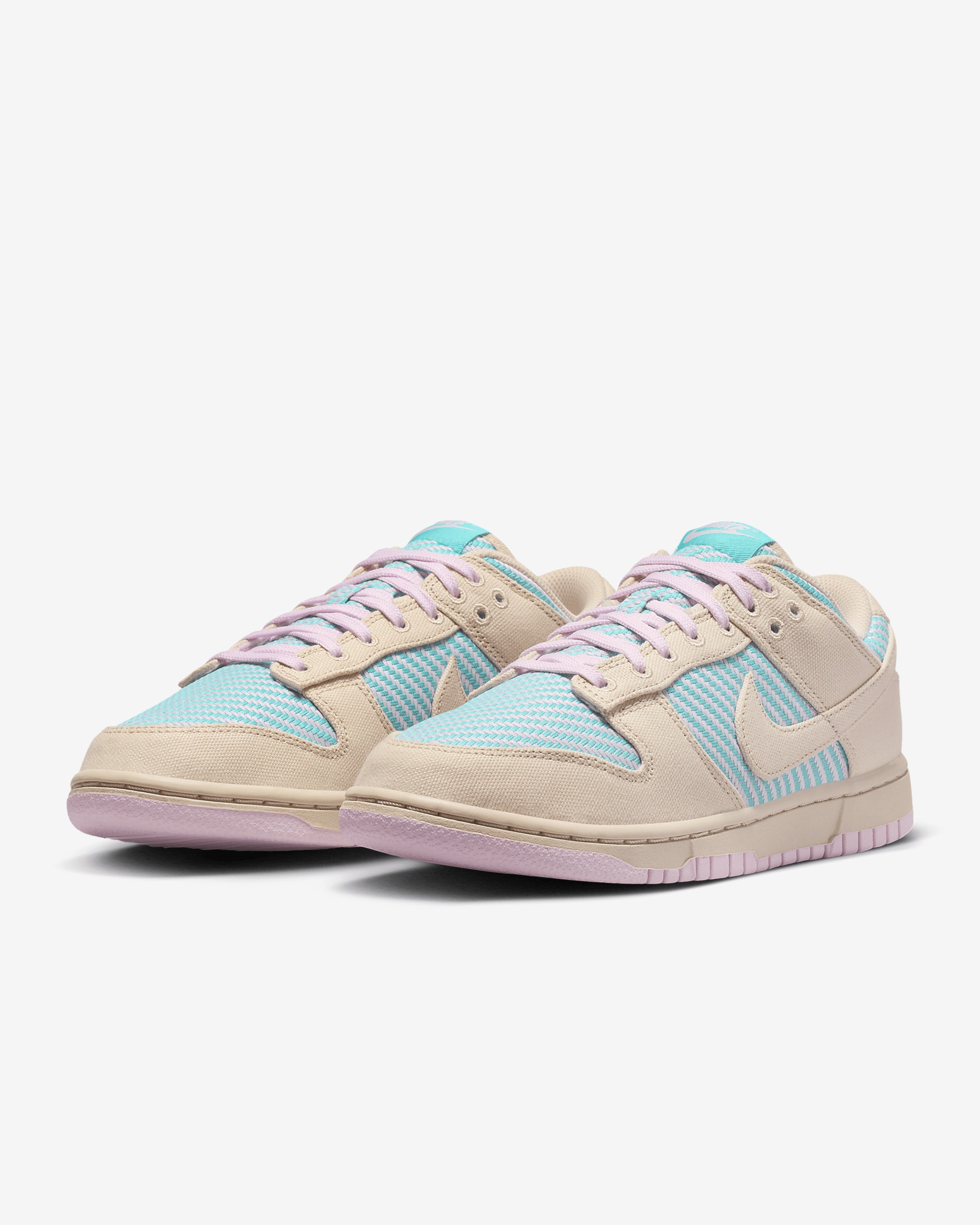 Nike Women's Dunk Low Shoes - 5