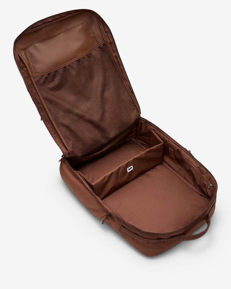 Nike Utility Elite Backpack (37L) 5