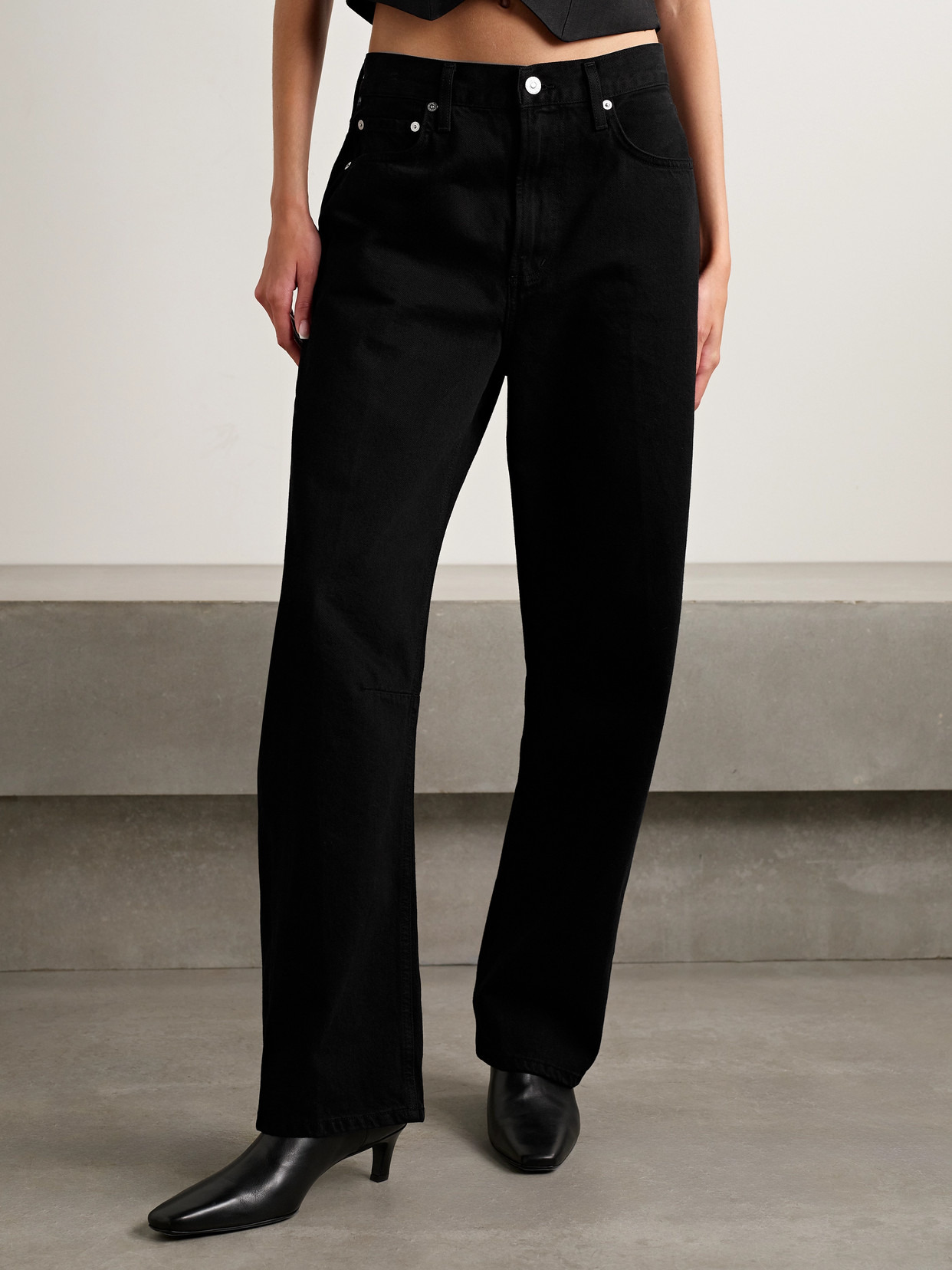 Miro Mid-rise Barrel-leg Jeans - 4