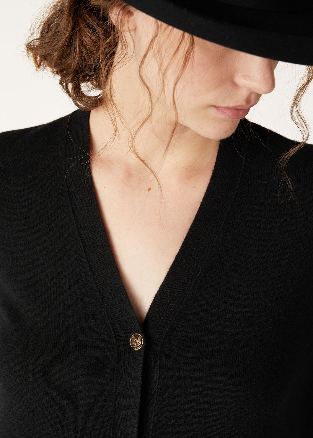 Classic Cardigan - 3