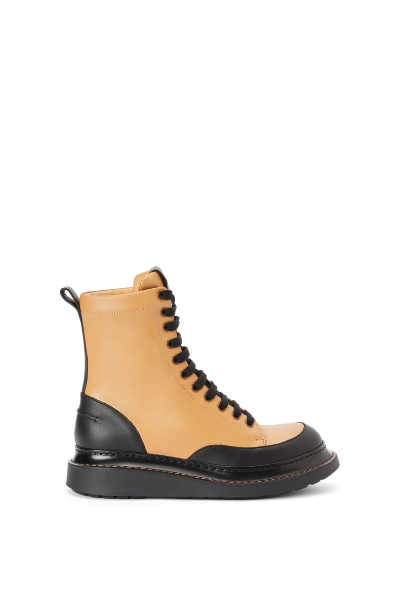 Combat boot in calfskin 1