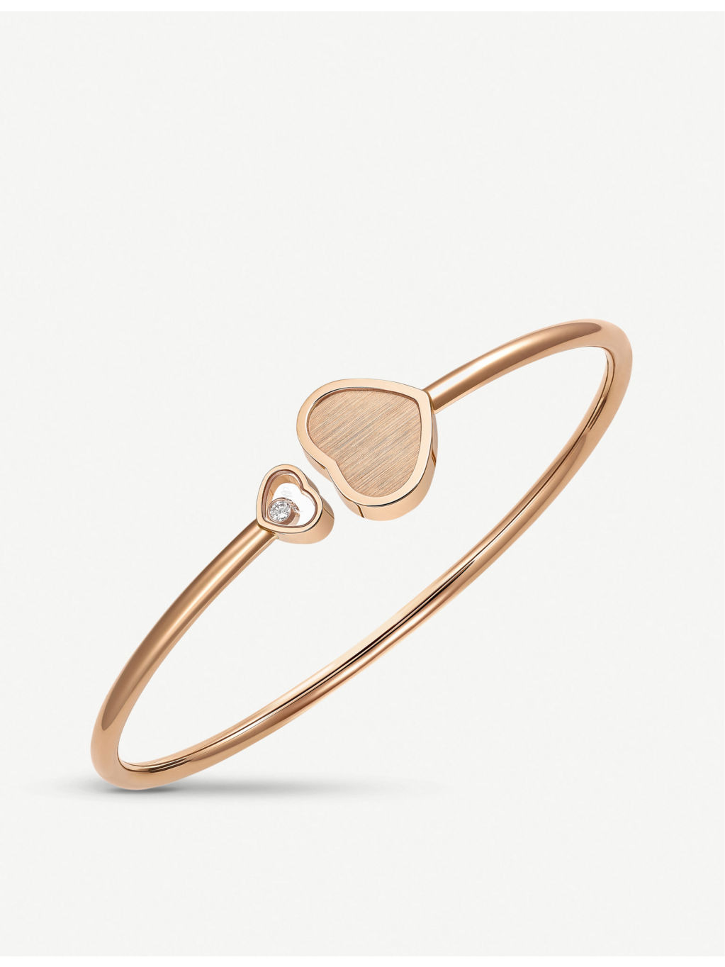 Chopard x 007 Happy Hearts Golden Hearts 18ct rose-gold and 0.19ct white-diamond bangle - 2