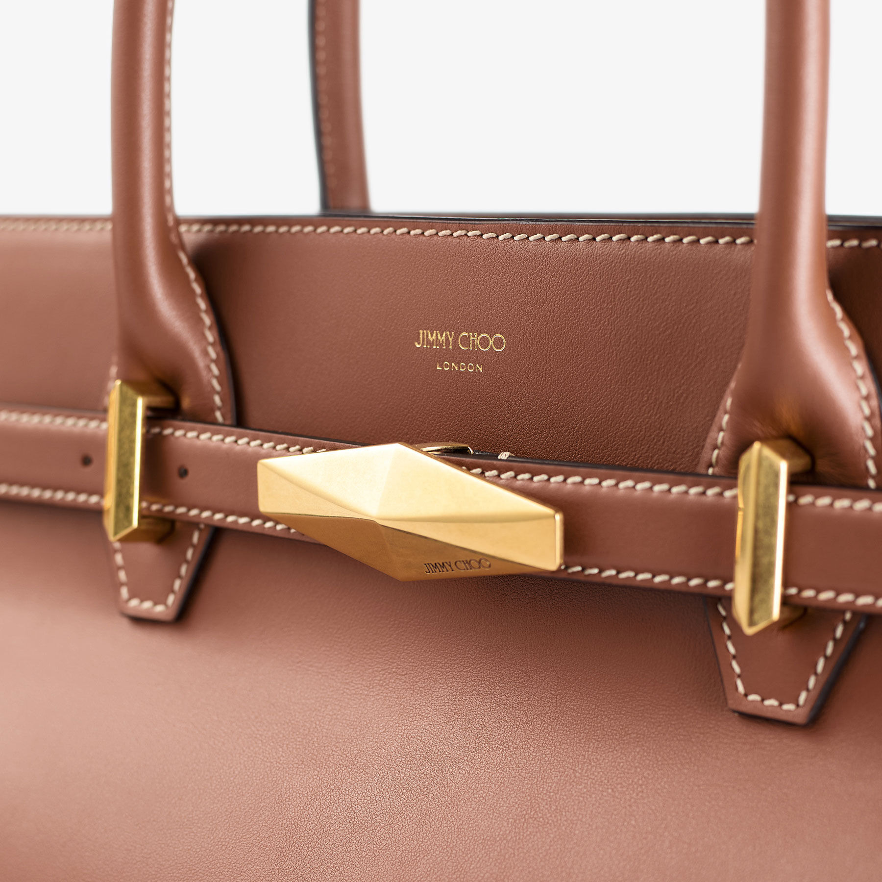 Diamond Belted Top Handle M
Tan Leather Top Handle Bag - 4