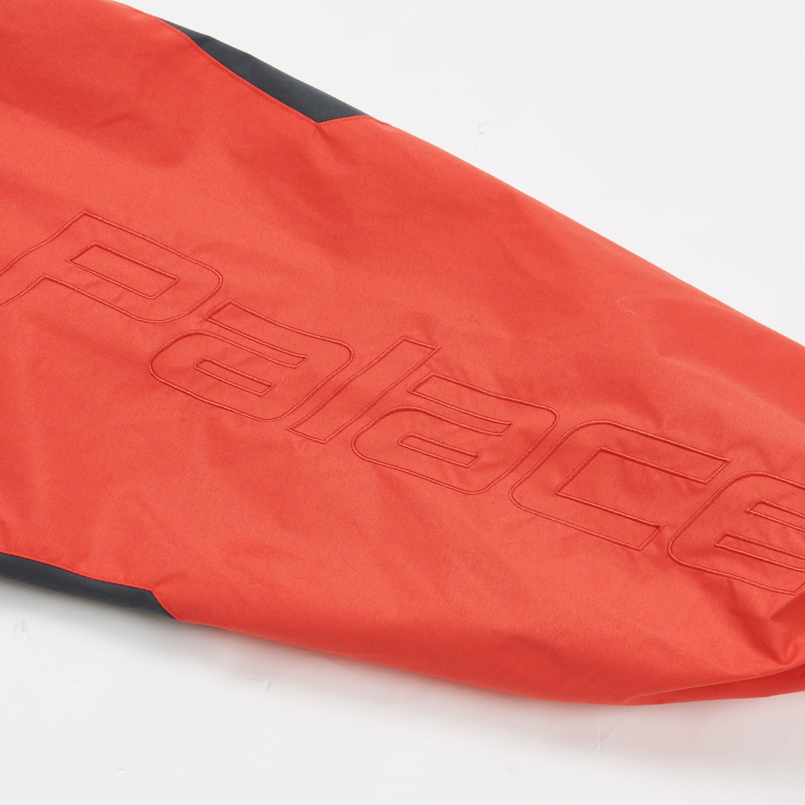 PALACE MORE POWDER JACKET FLAME CARBON | REVERSIBLE