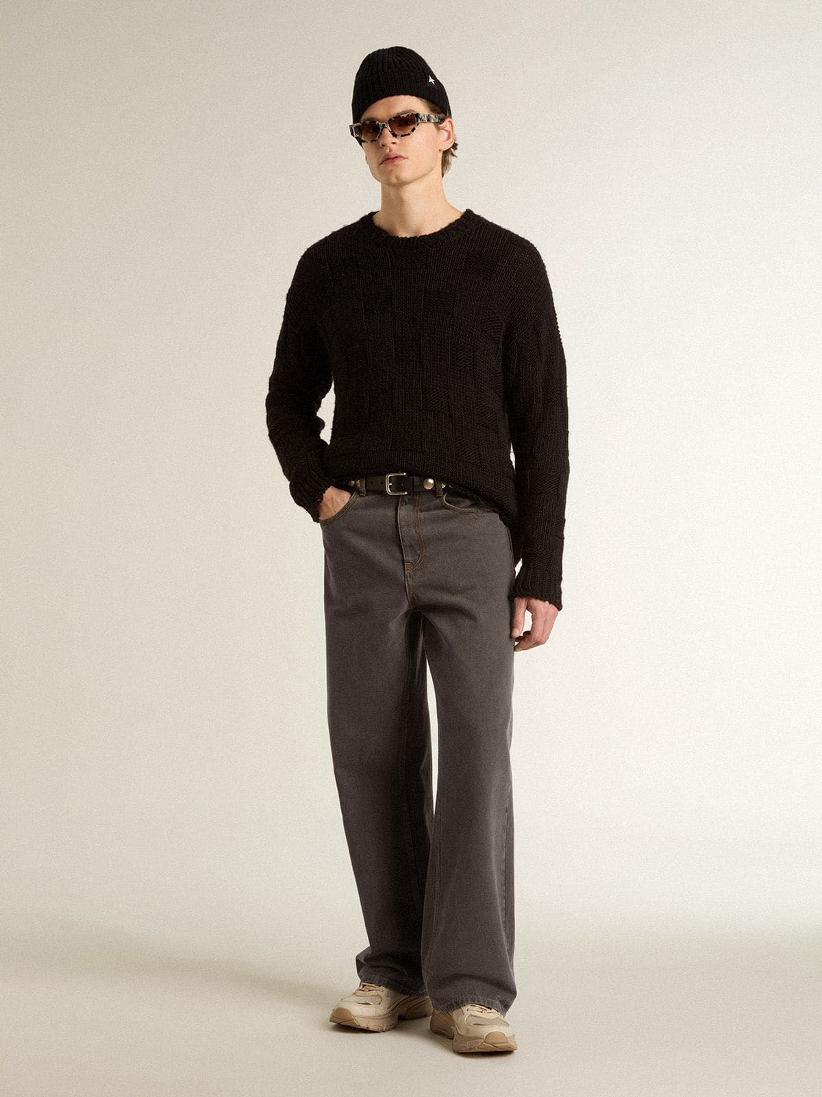 Men's dark gray jeans in twist crease-wash denim - 3