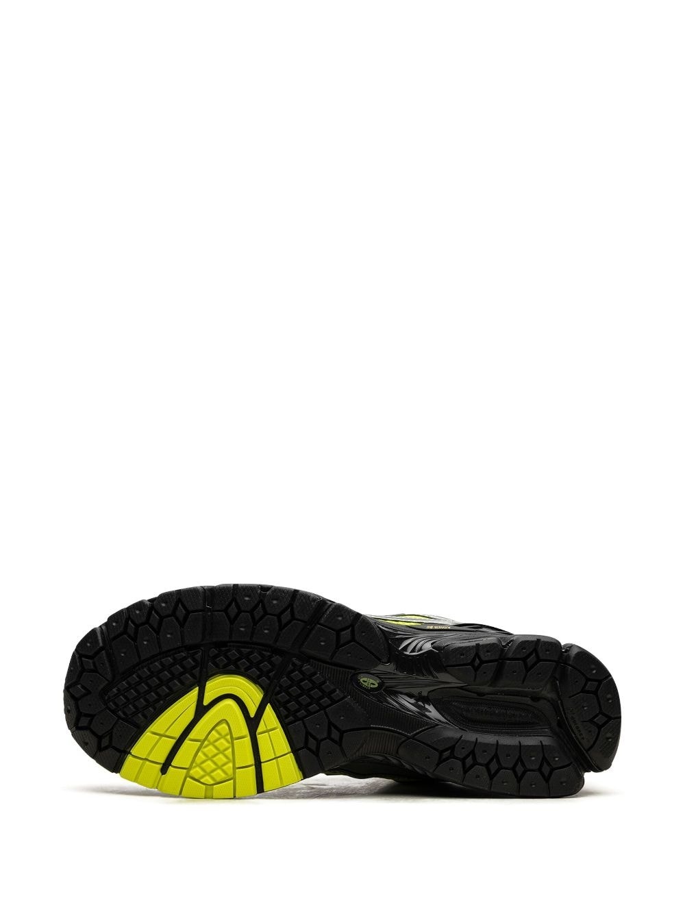 1906R "Volt / Black" panelled sneakers - 7