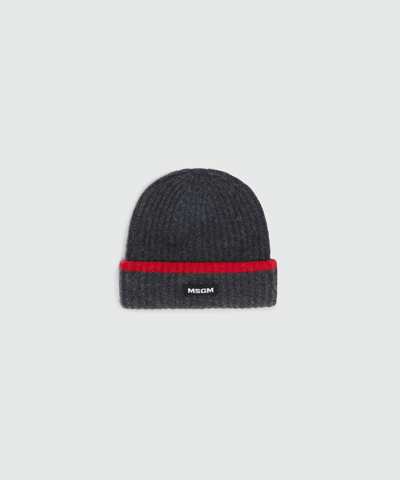 Anthracite ribbed cap with MSGM label and red profiles 1