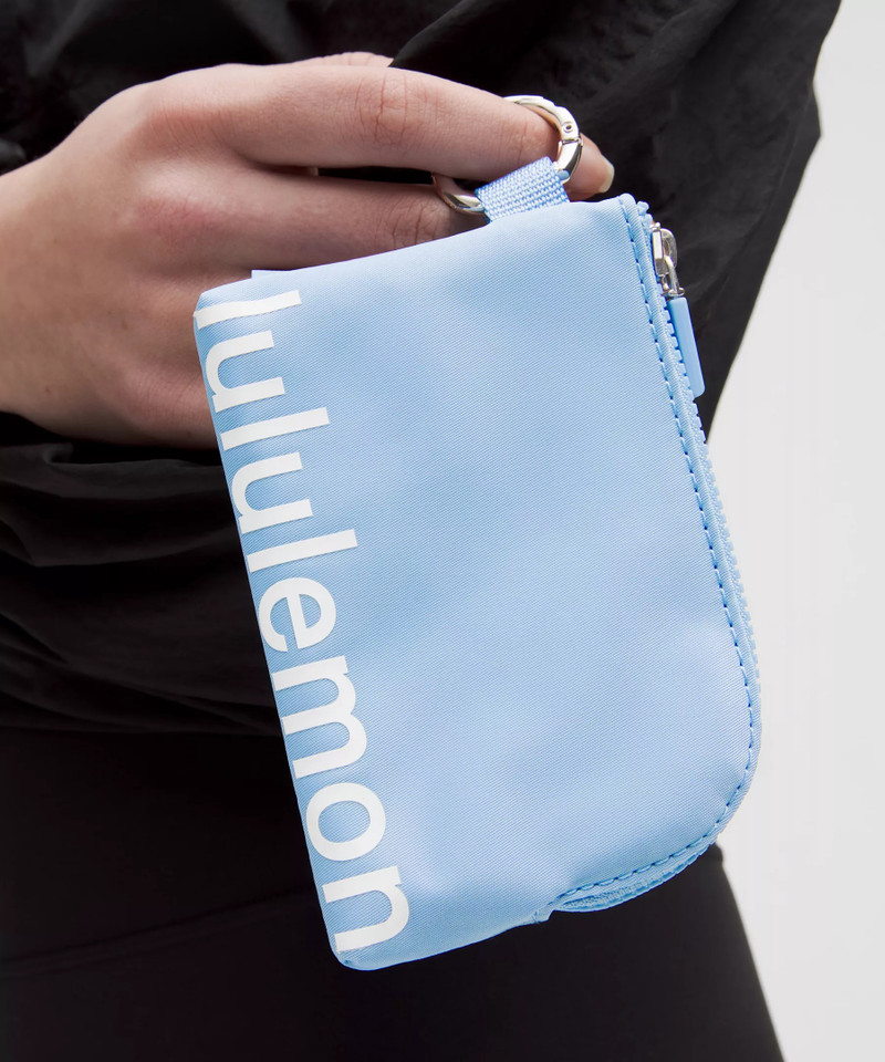 lululemon Clippable Card Pouch outlook