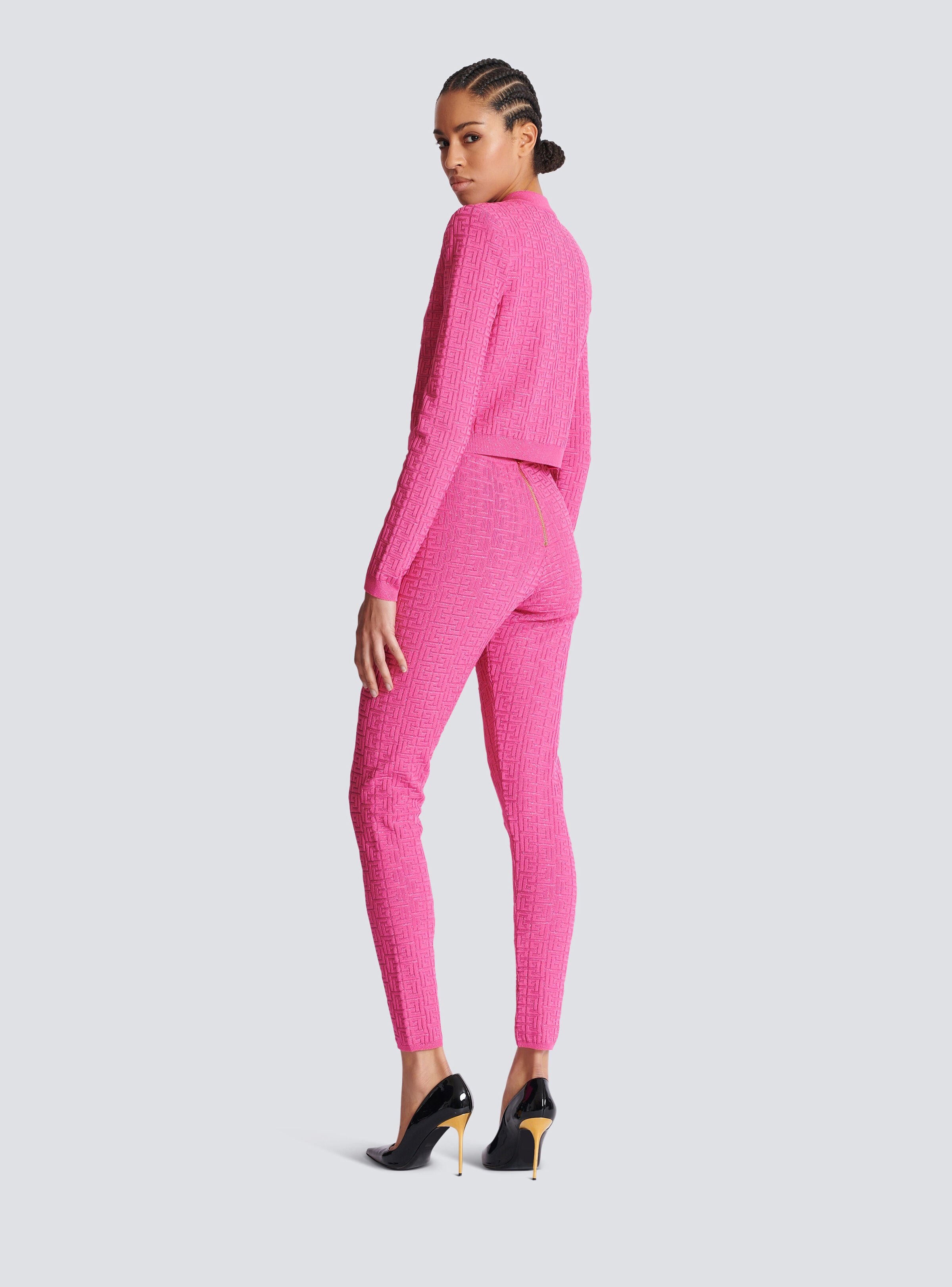 Cropped monogrammed knit cardigan - 4