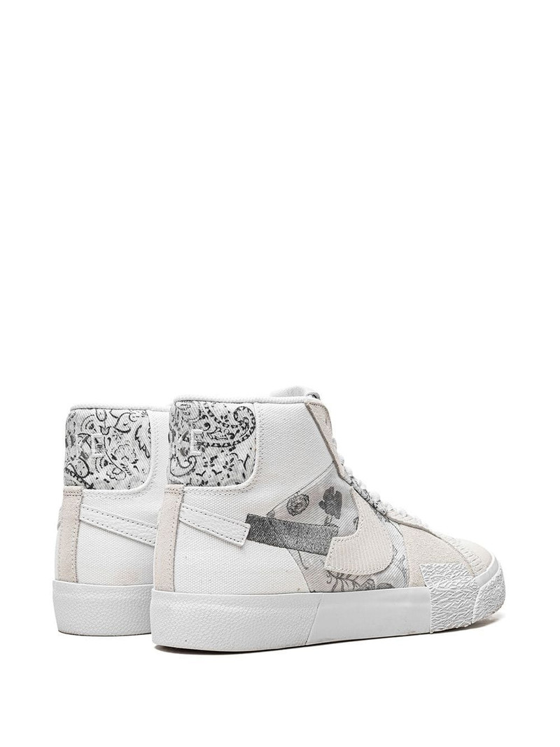 SB Zoom 블레이저 Mid Edge "Floral White/Grey" 스니커 3