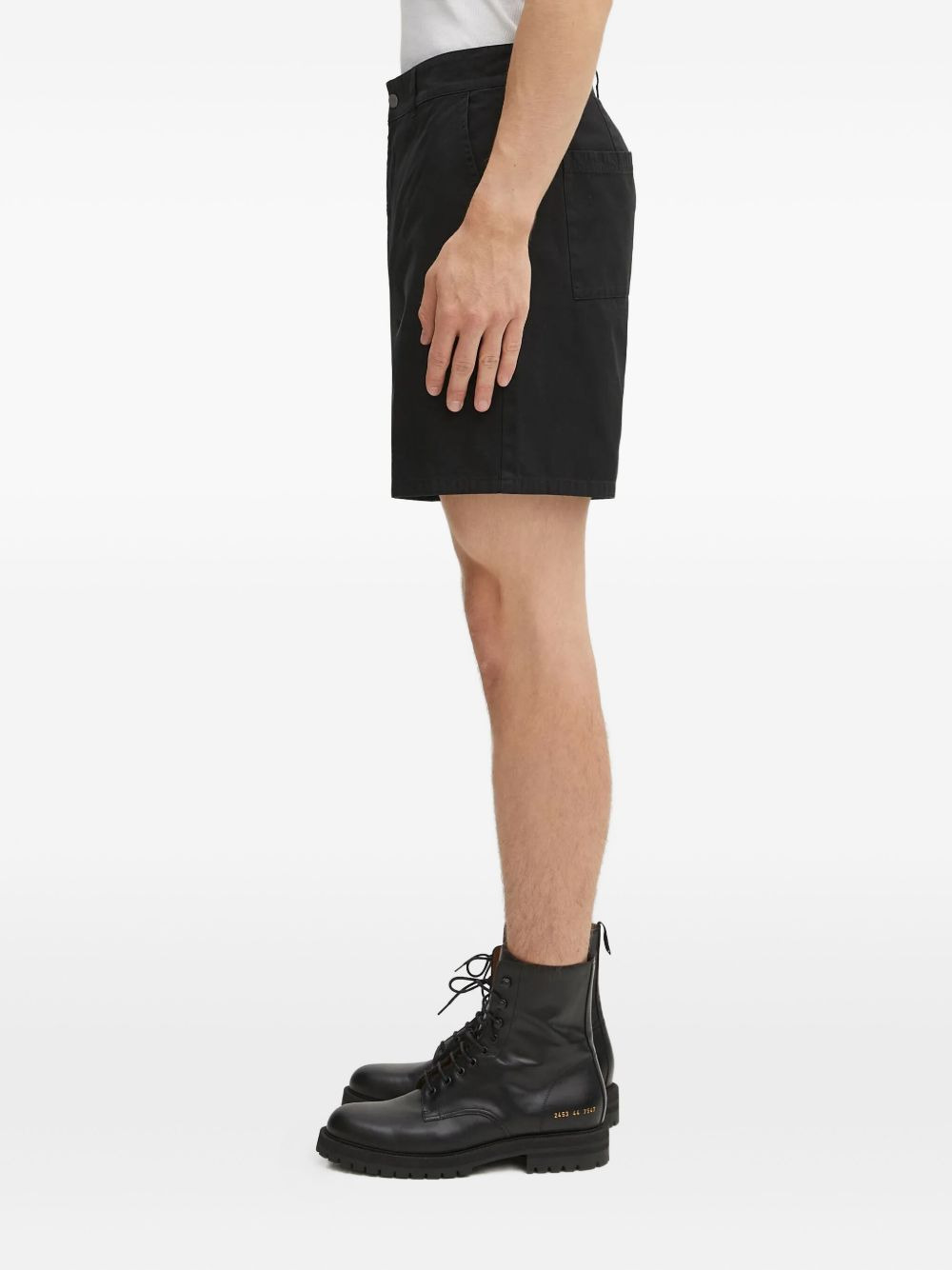 embroidered-patch pocket shorts - 4