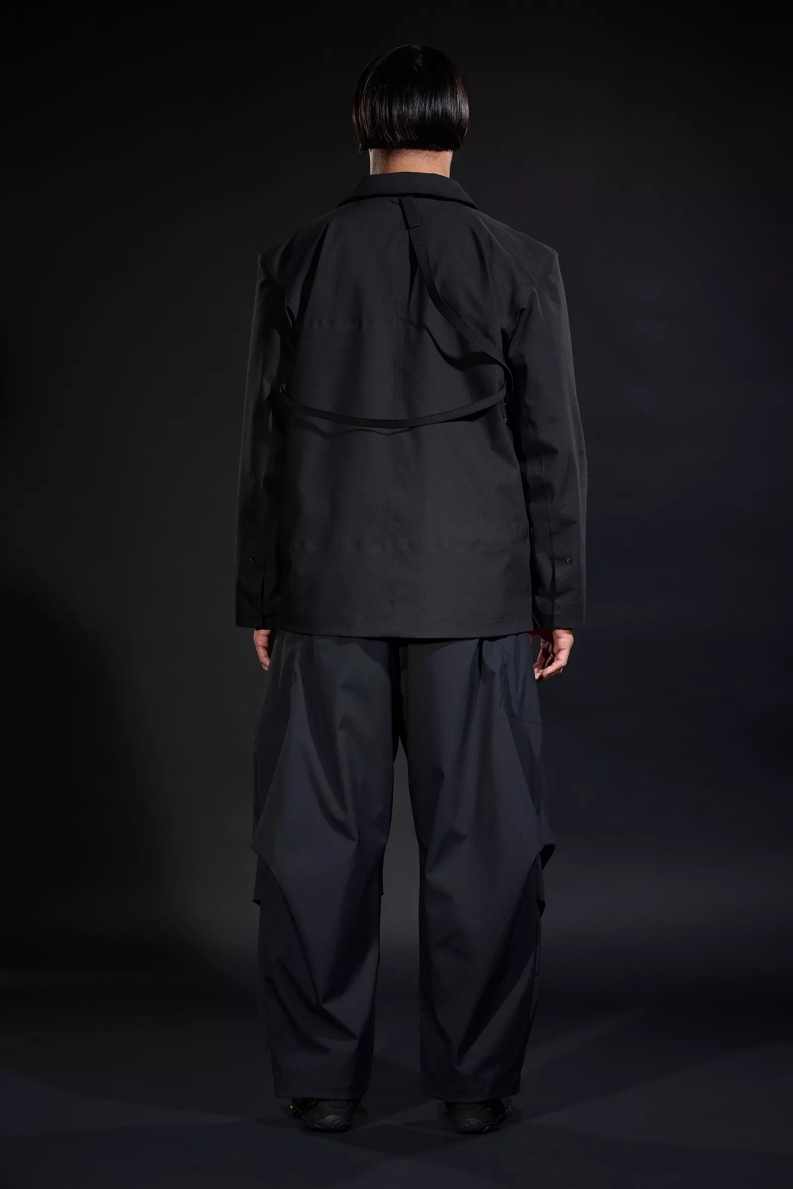 ACRONYM P59-E XSサイズ ブラック ACRONYM P59-E Encapsulated Nylon Cargo Pant Black | REVERSIBLE