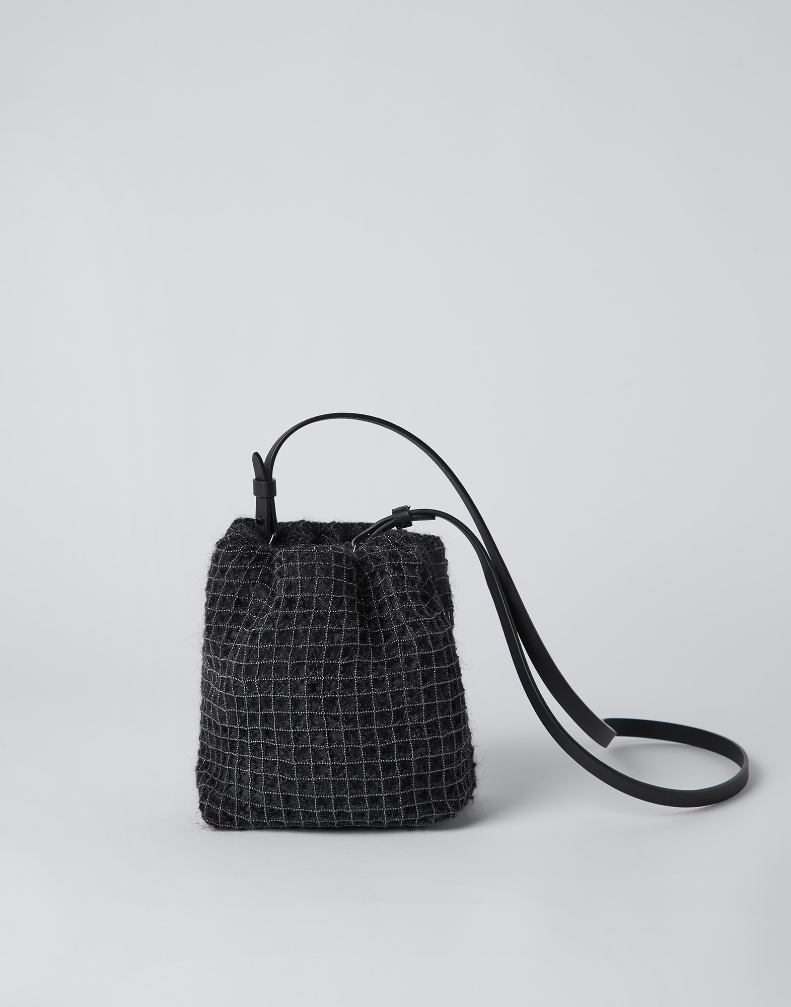 Precious net bucket bag - 1