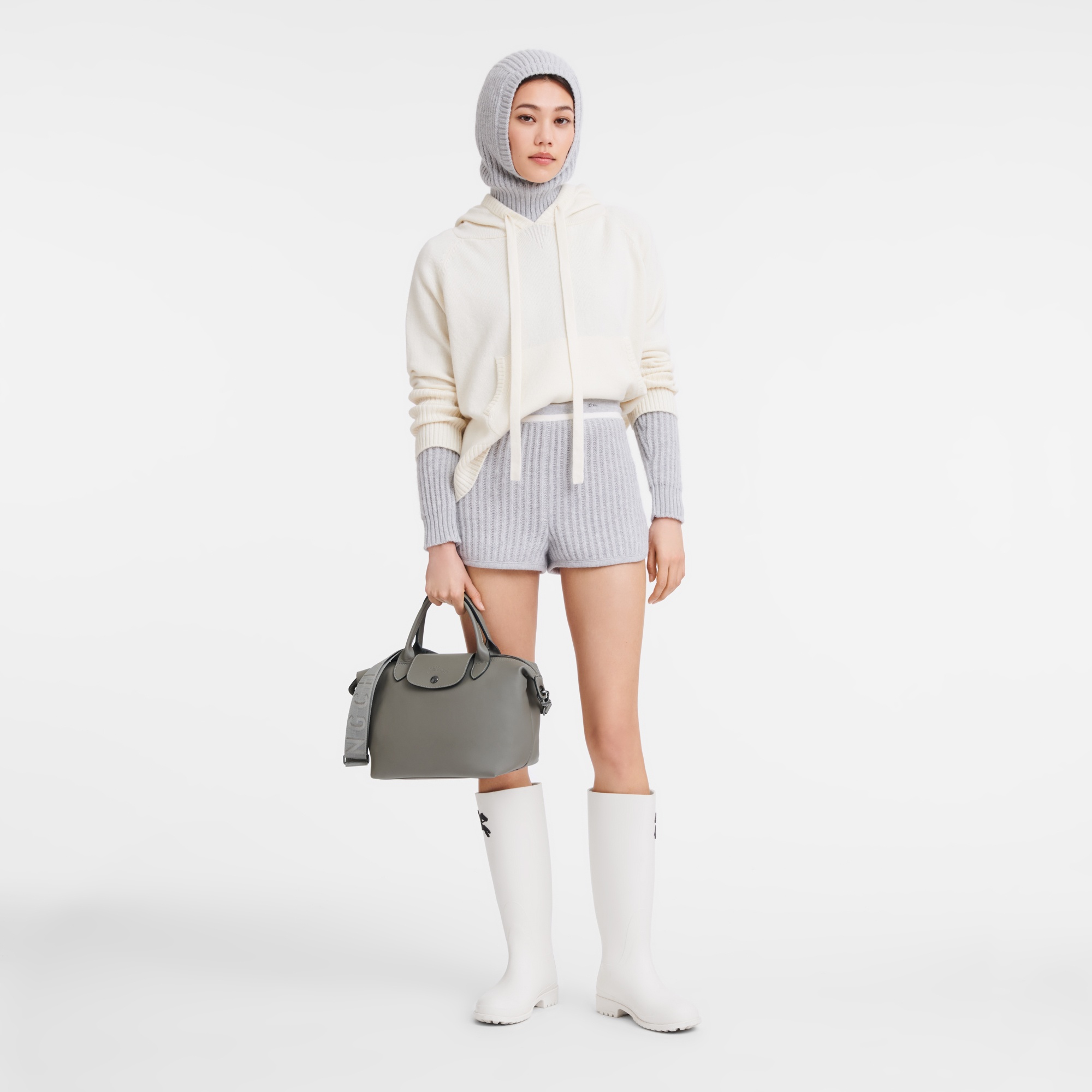【新品未使用品】LONGCHAMP Le Pliage  XL  バッグ グレー Longchamp Le Pliage Xtra S Handbag Turtledove - Leather