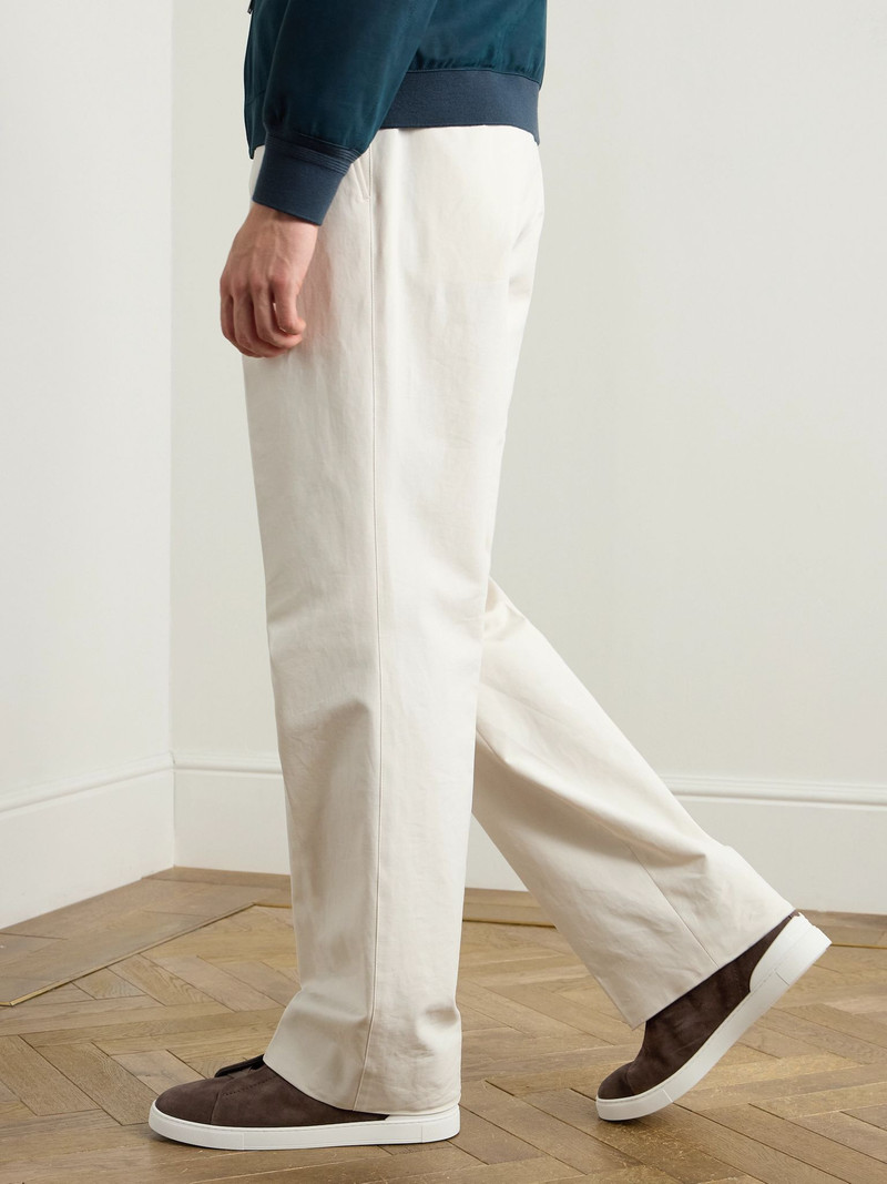 Triple Stitch Suede Sneakers Brown 2