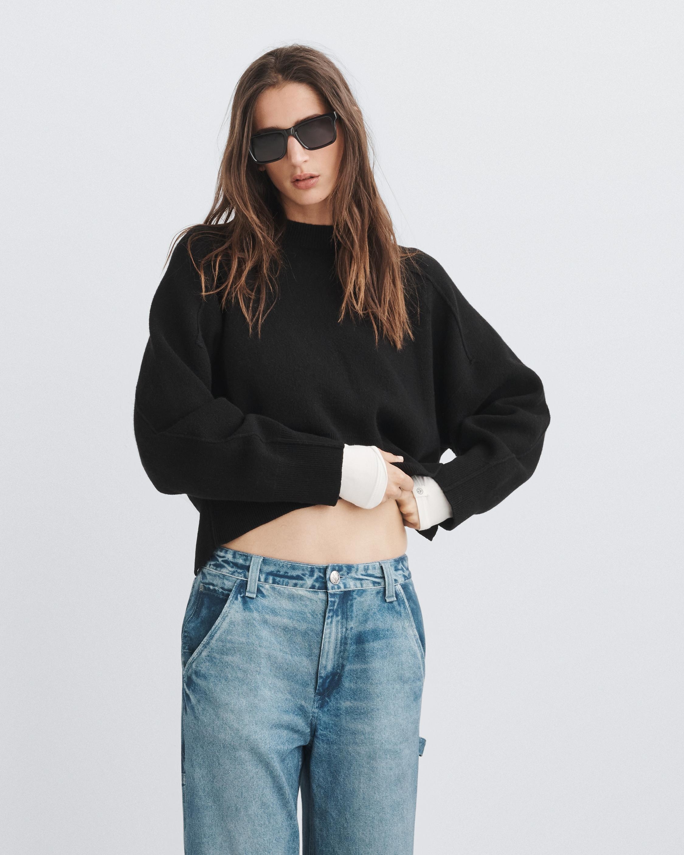 Bridget Wool Crew
Oversized Fit - 2