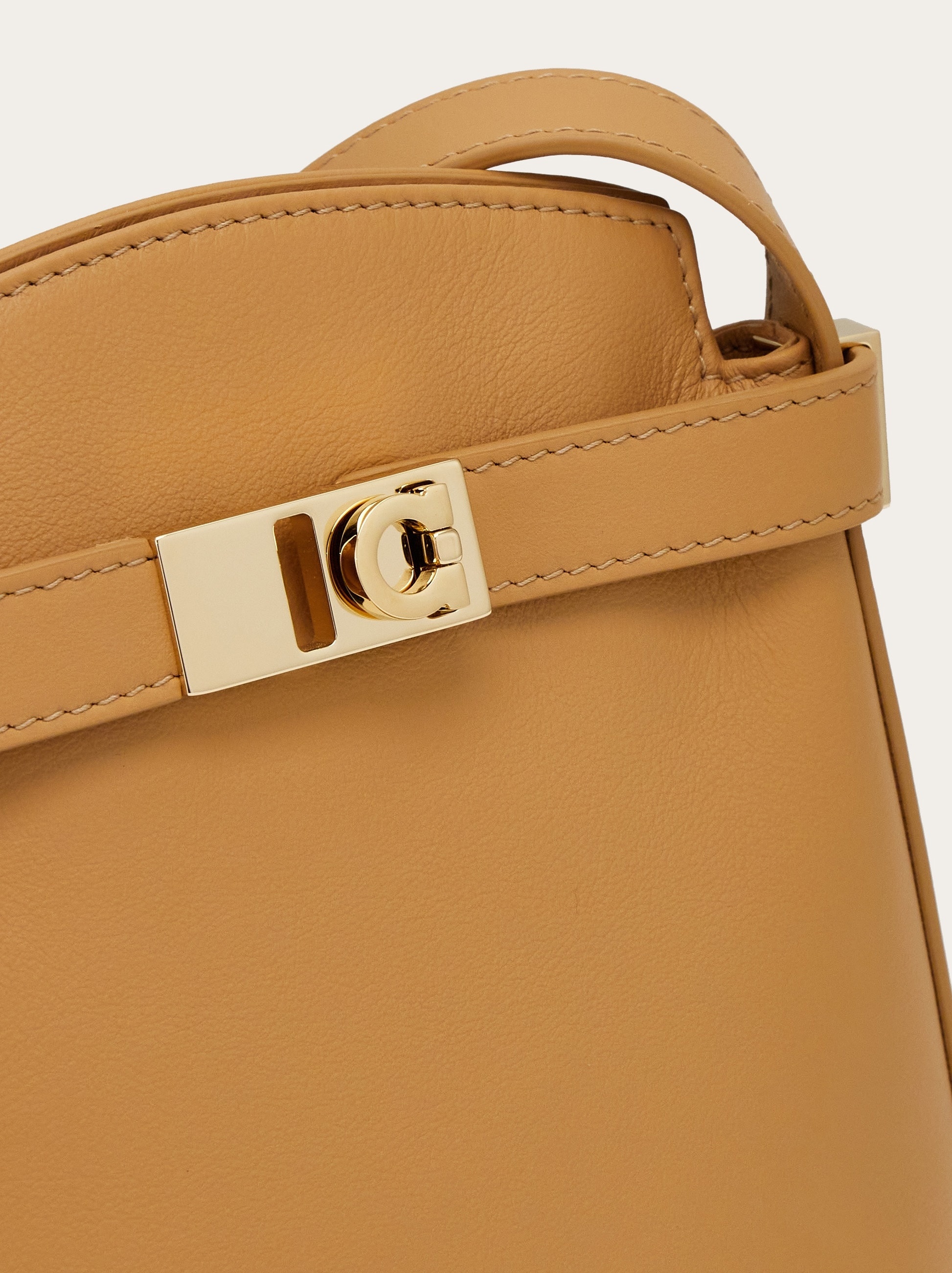 Hug smartphone holder - 4