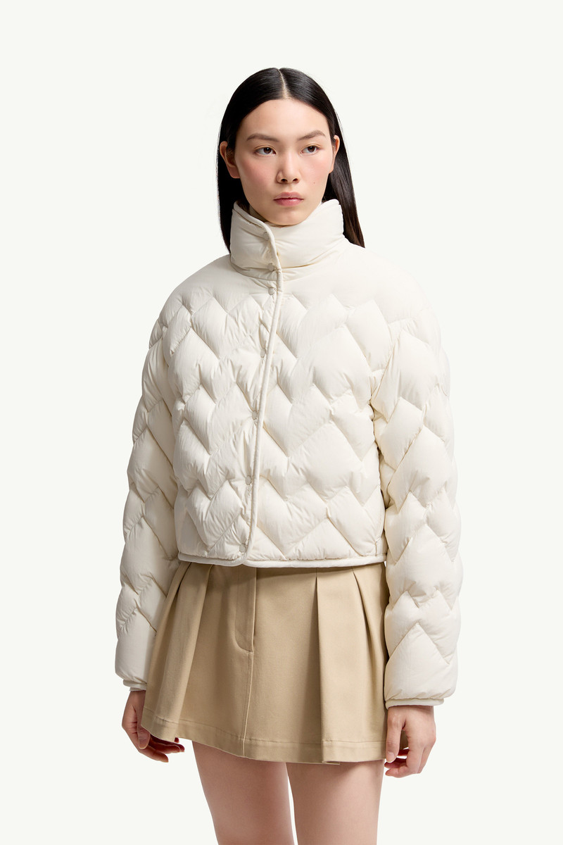 Senevee Heart-Quilted Short Down Jacket 3