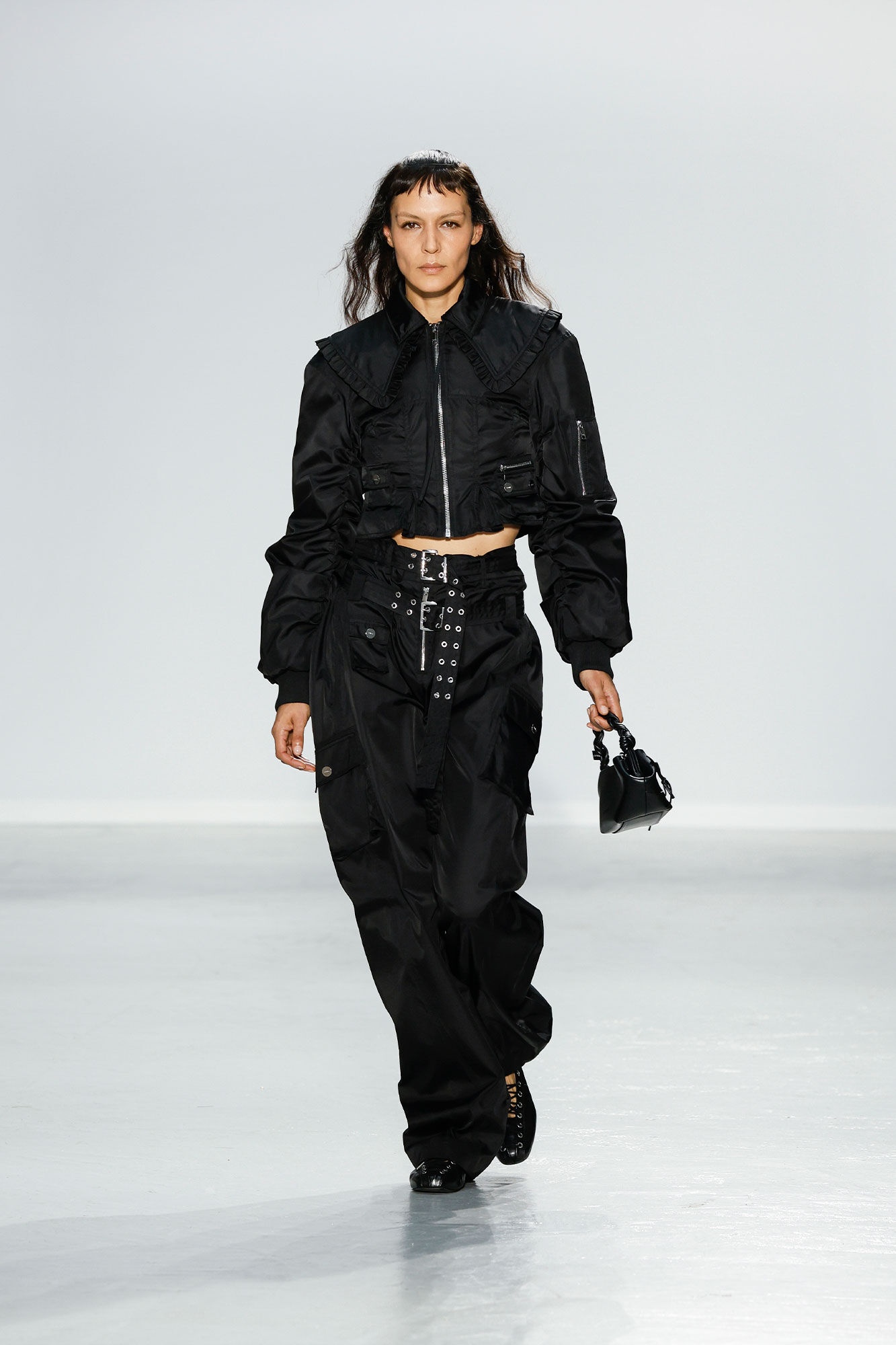 BLACK DUCHESSE NYLON POCKET PANTS - 6