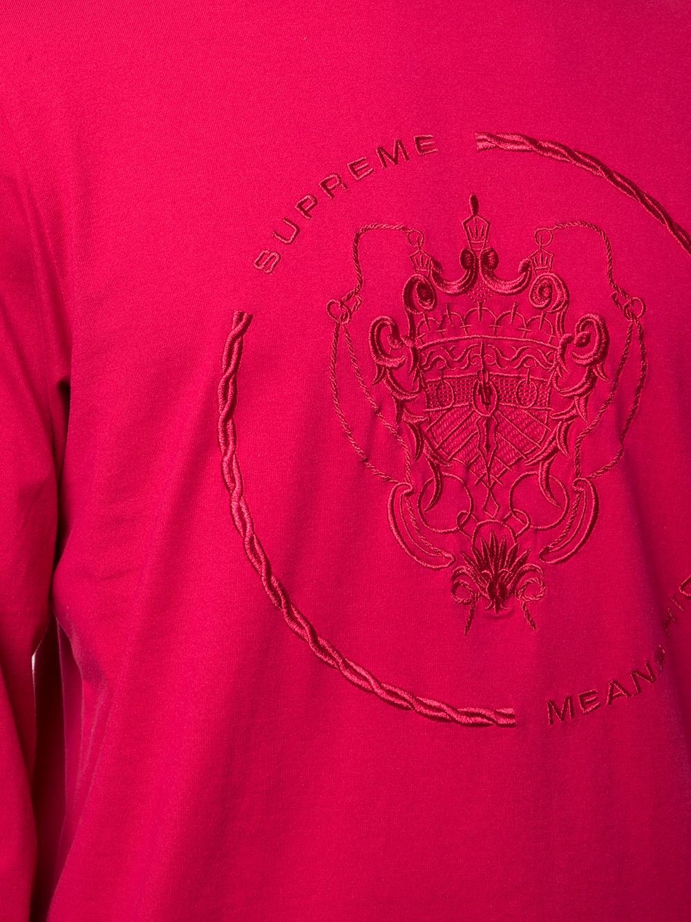 crest longsleeved T-shirt - 5