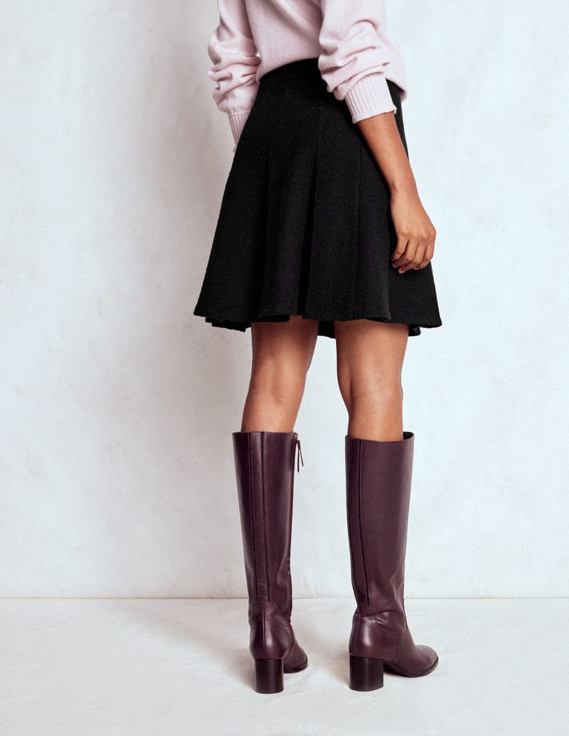 Flippy Textured Skirt-Black 4