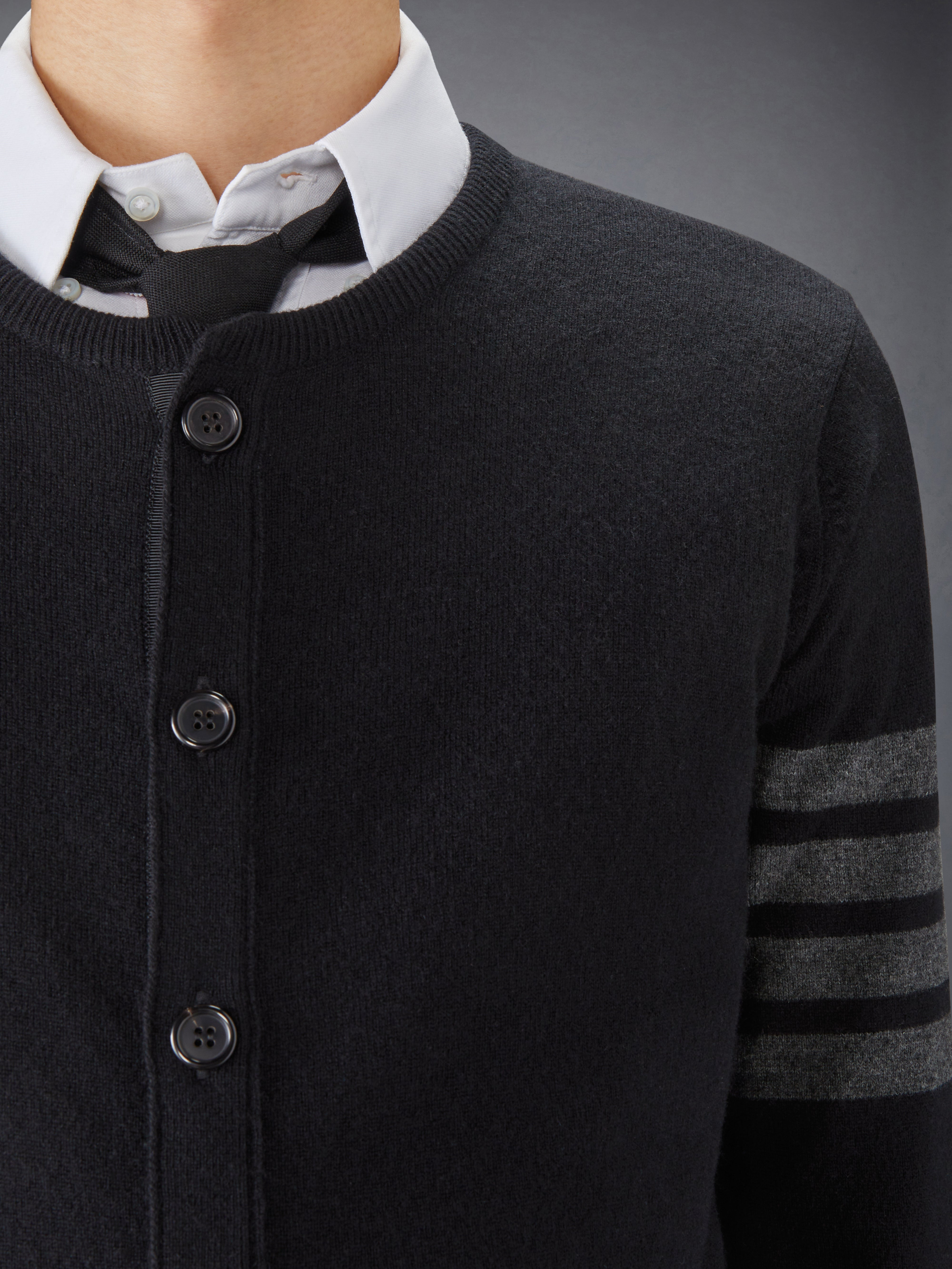 CASHMERE CLASSIC CREW NECK 4-BAR CARDIGAN - 5