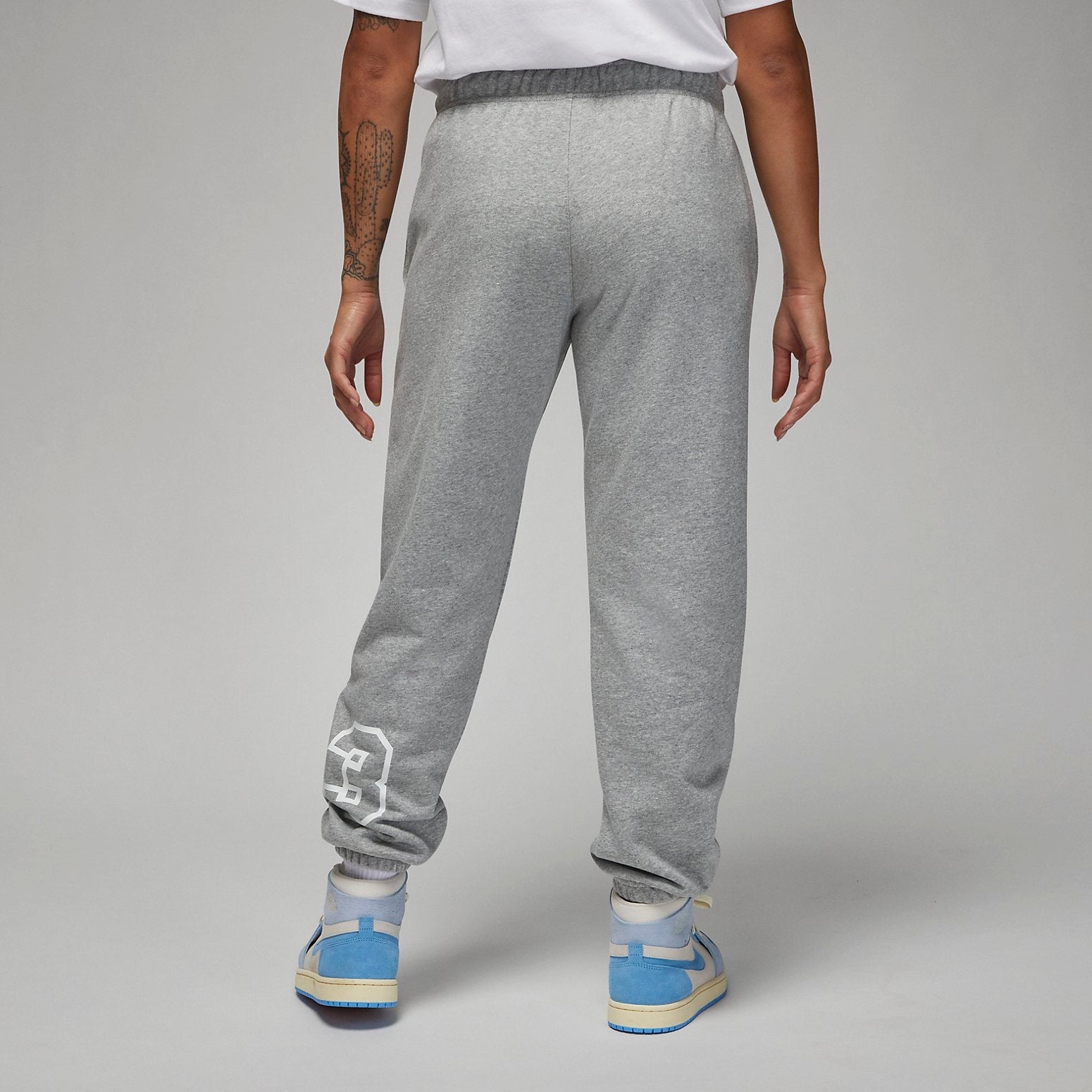 (WMNS) Air Jordan Brooklyn Sweatpants 'Grey' DZ3385-063 - 5