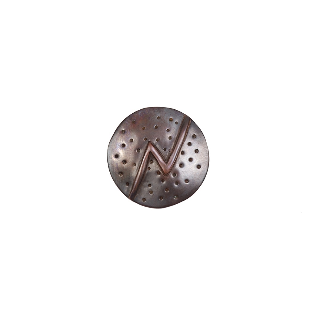 N BADGE 50MM BRONZE - 1