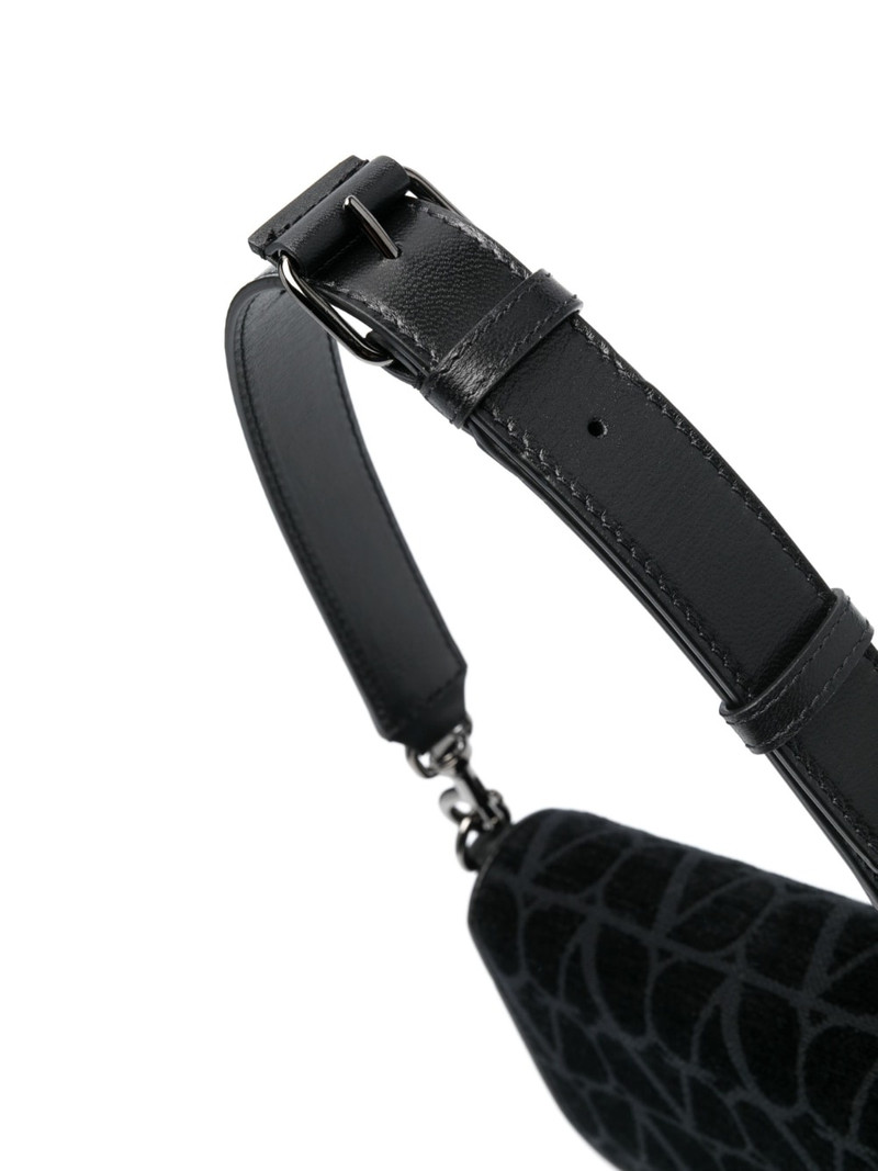 VLogo Signature shoulder bag 5