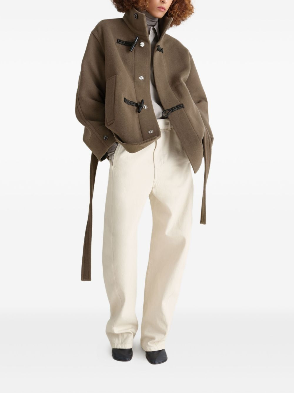 toggle-fastening belted duffle coat - 2