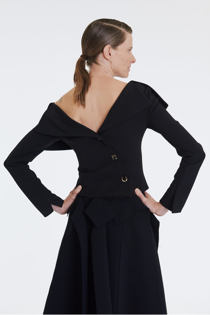 A.W.A.K.E. MODE LONGSLEEVE TOP WITH EXAGGERATED COLLAR BLACK outlook