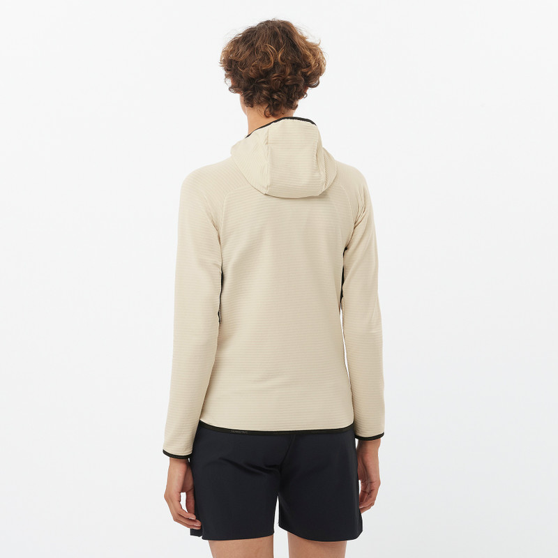 SALOMON ESSENTIAL LIGHTWARM outlook