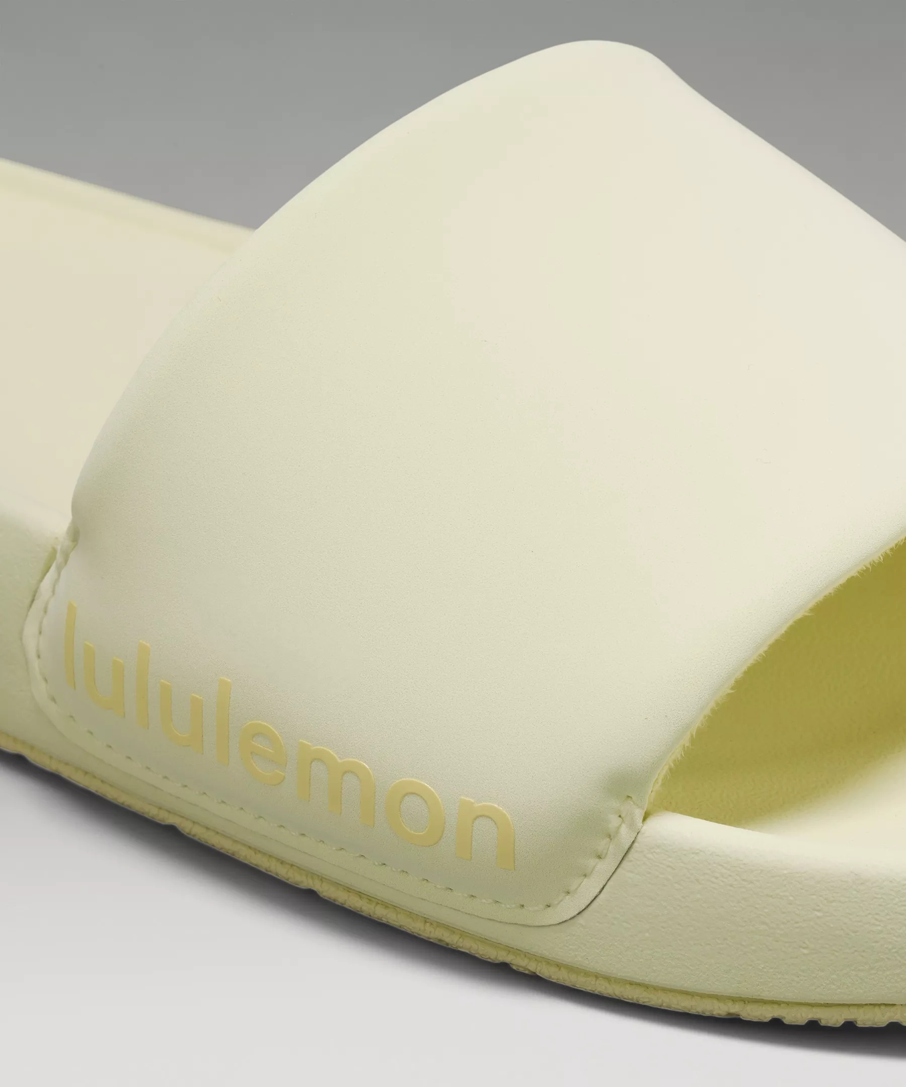 restfeel Women's Slide - 7