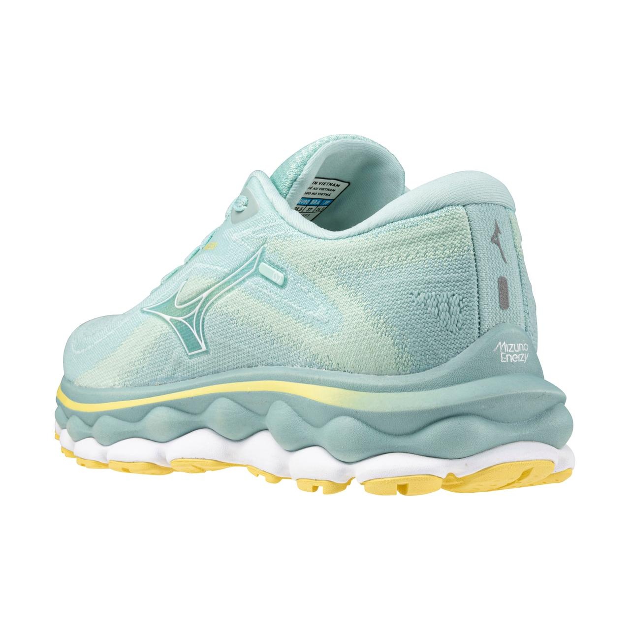 Women's Wave Sky 7 Running Shoe - 8